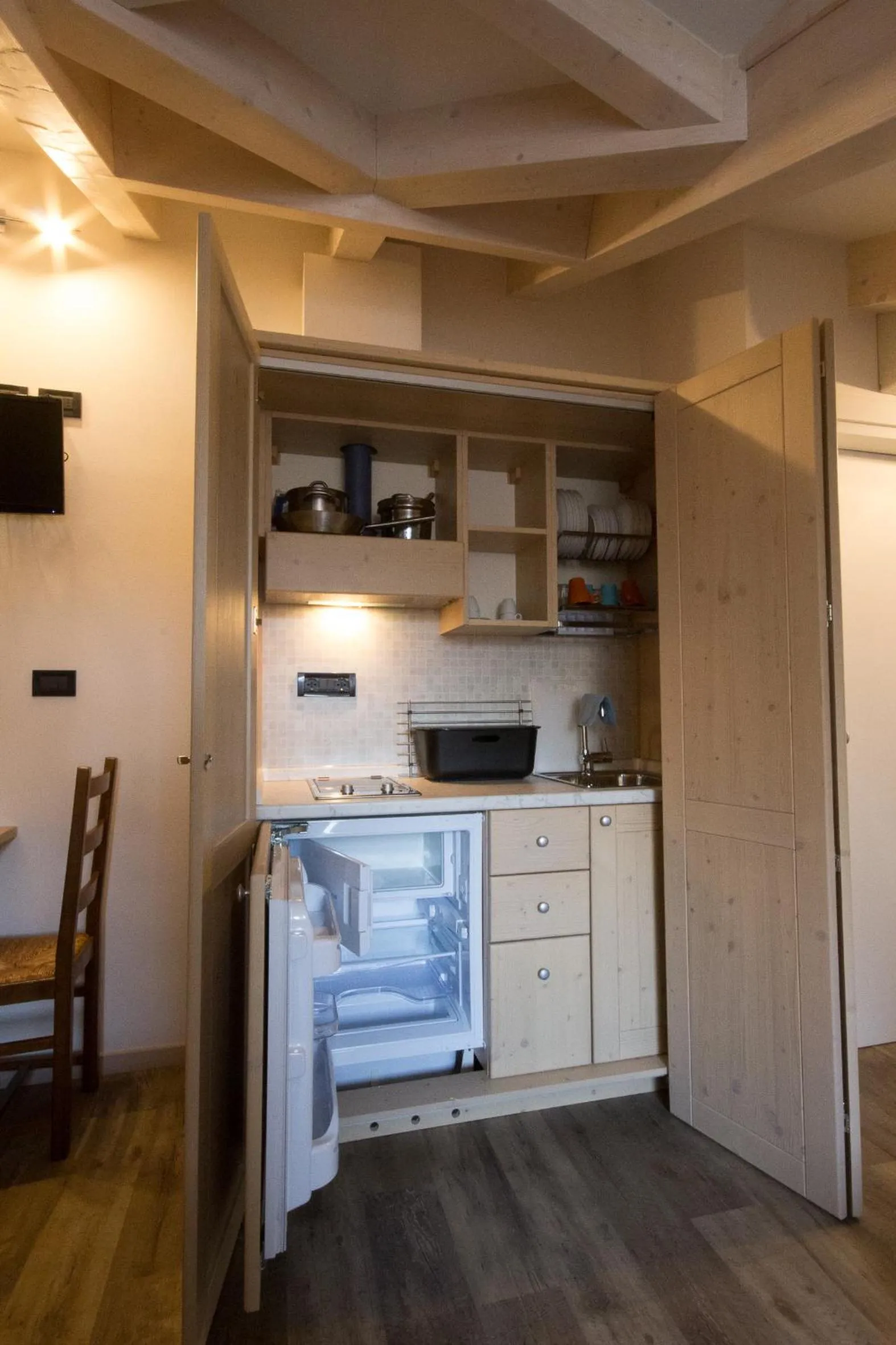 Kitchen or kitchenette in Affittacamere La Ferrata