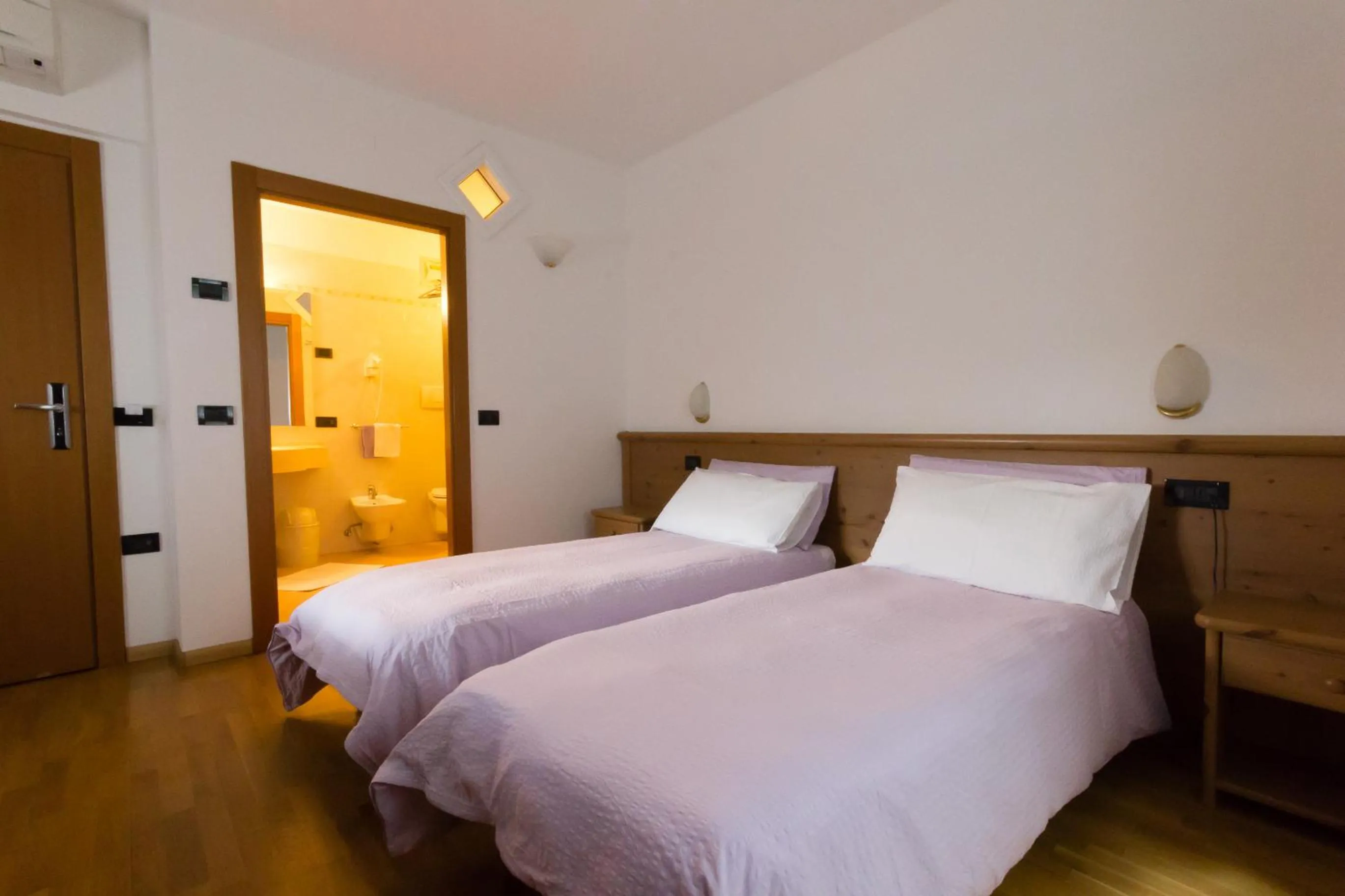 Photo of the whole room, Bed in Affittacamere La Ferrata