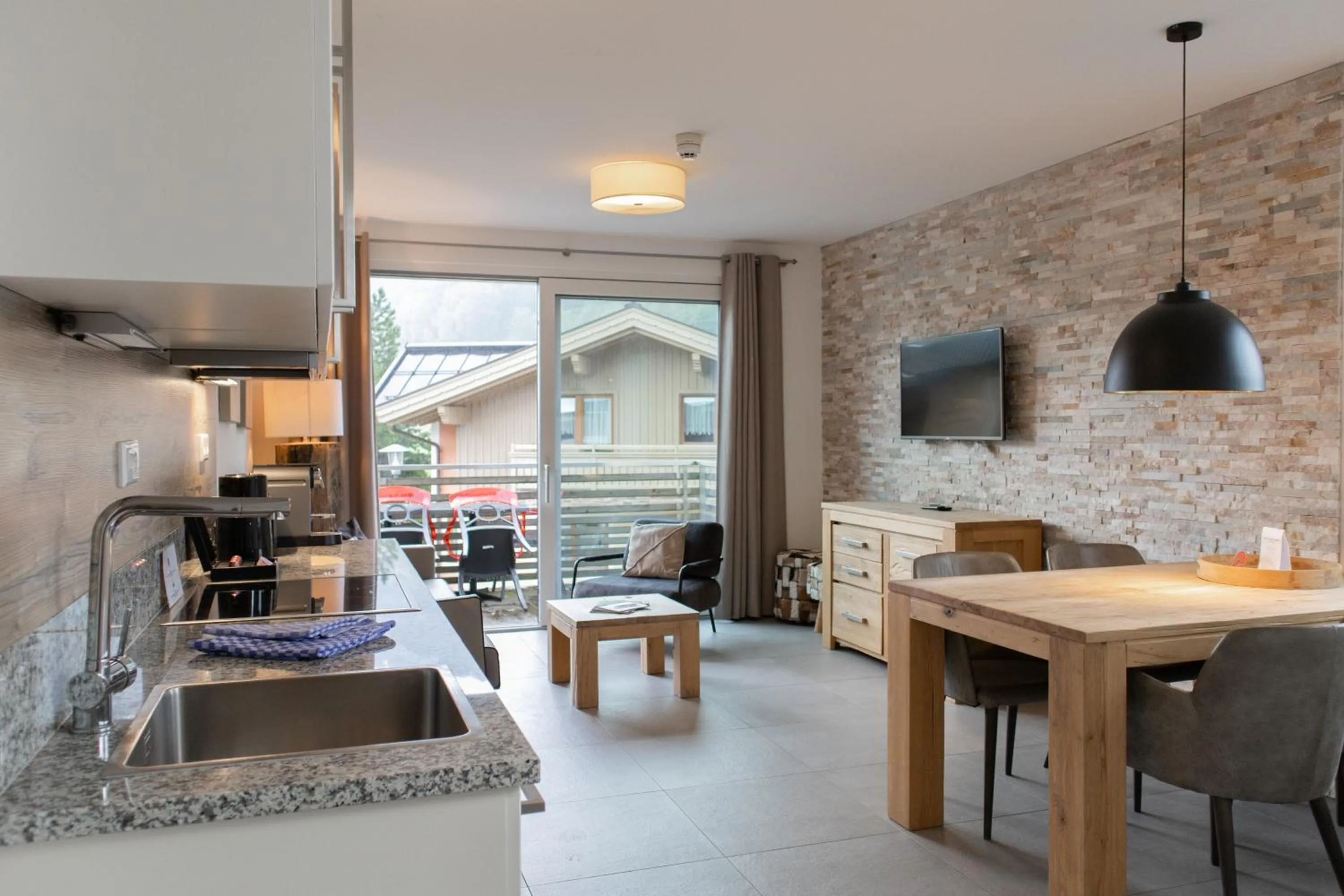 Living room in Ski & Golf Suites Zell am See by Alpin Rentals