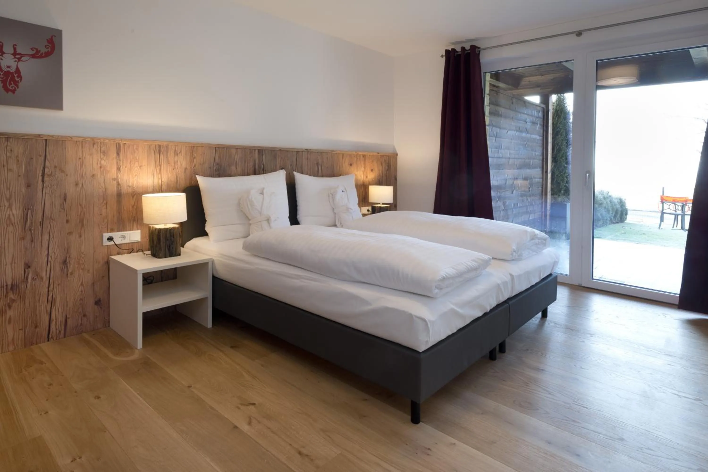 Bed in Ski & Golf Suites Zell am See by Alpin Rentals