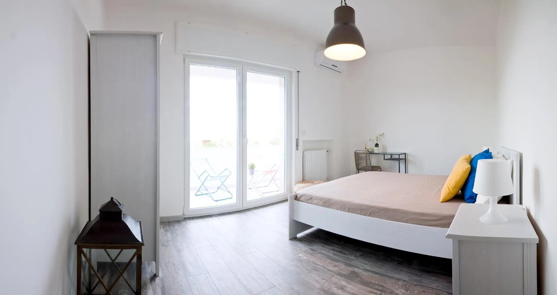 Double Room with Private Bathroom in vento di mare