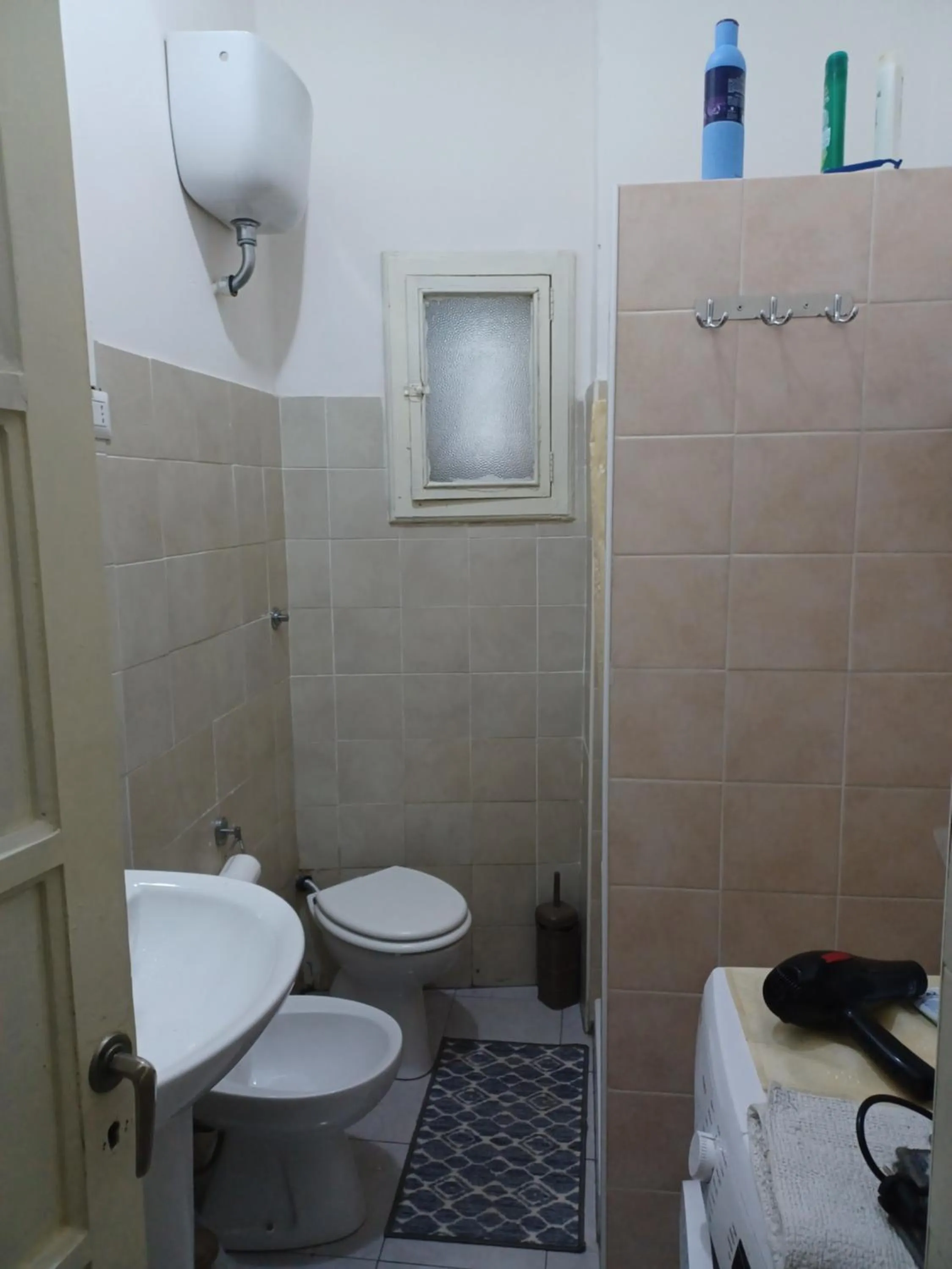 Shower in B&B Appartamenti NAPOLI