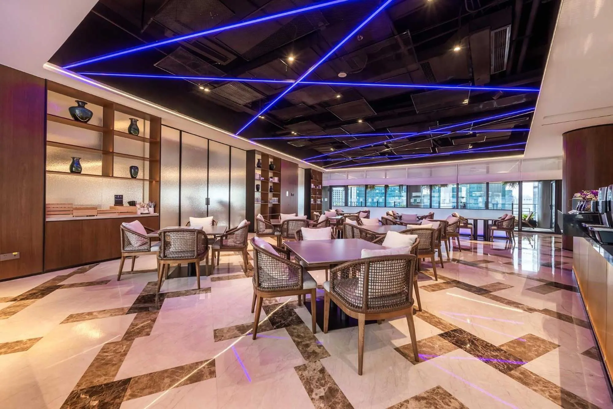 Lounge or bar in SSAW Boutique Hotel Chongqing Jiefangbei
