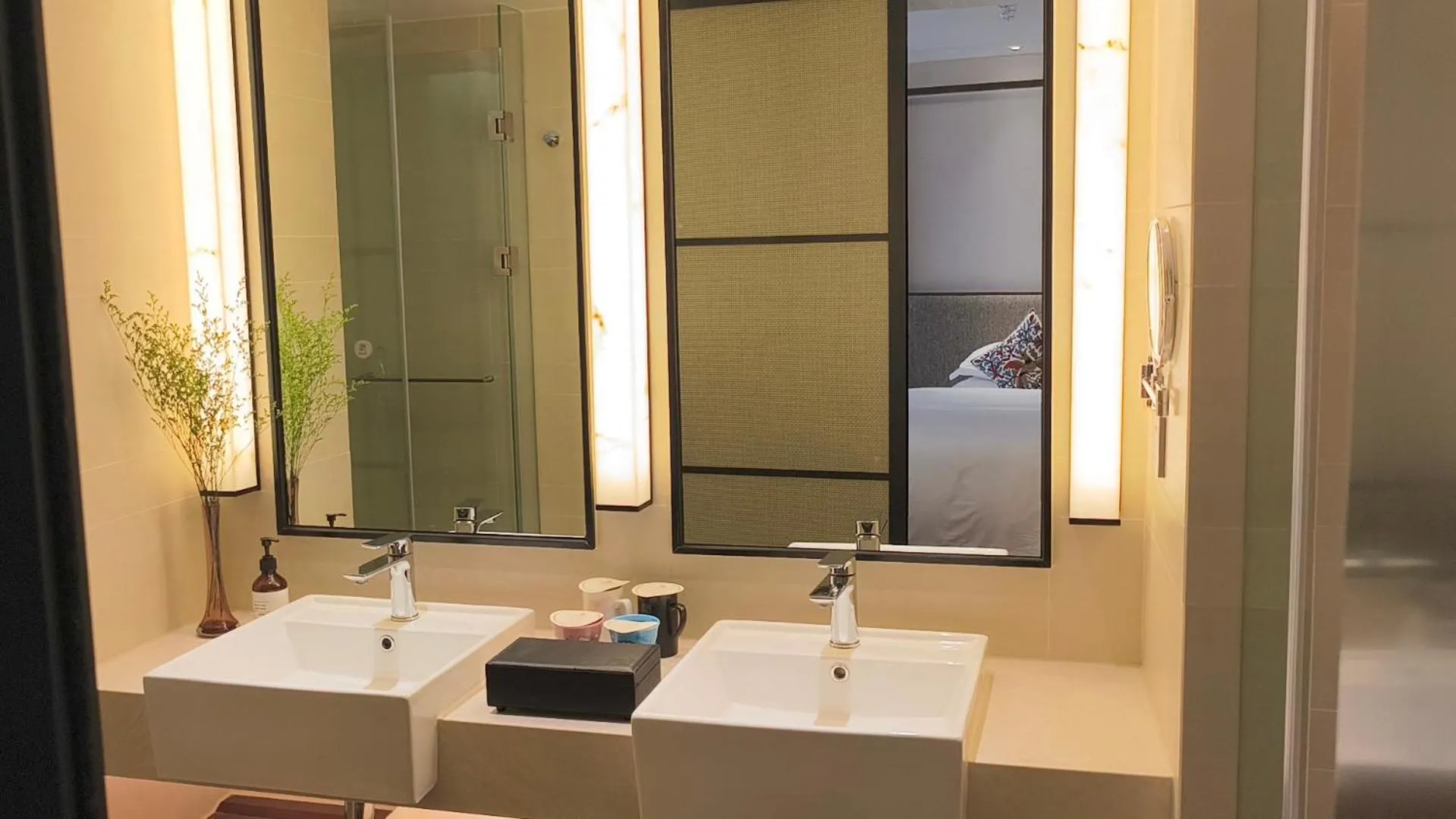 Toilet in SSAW Boutique Hotel Chongqing Jiefangbei