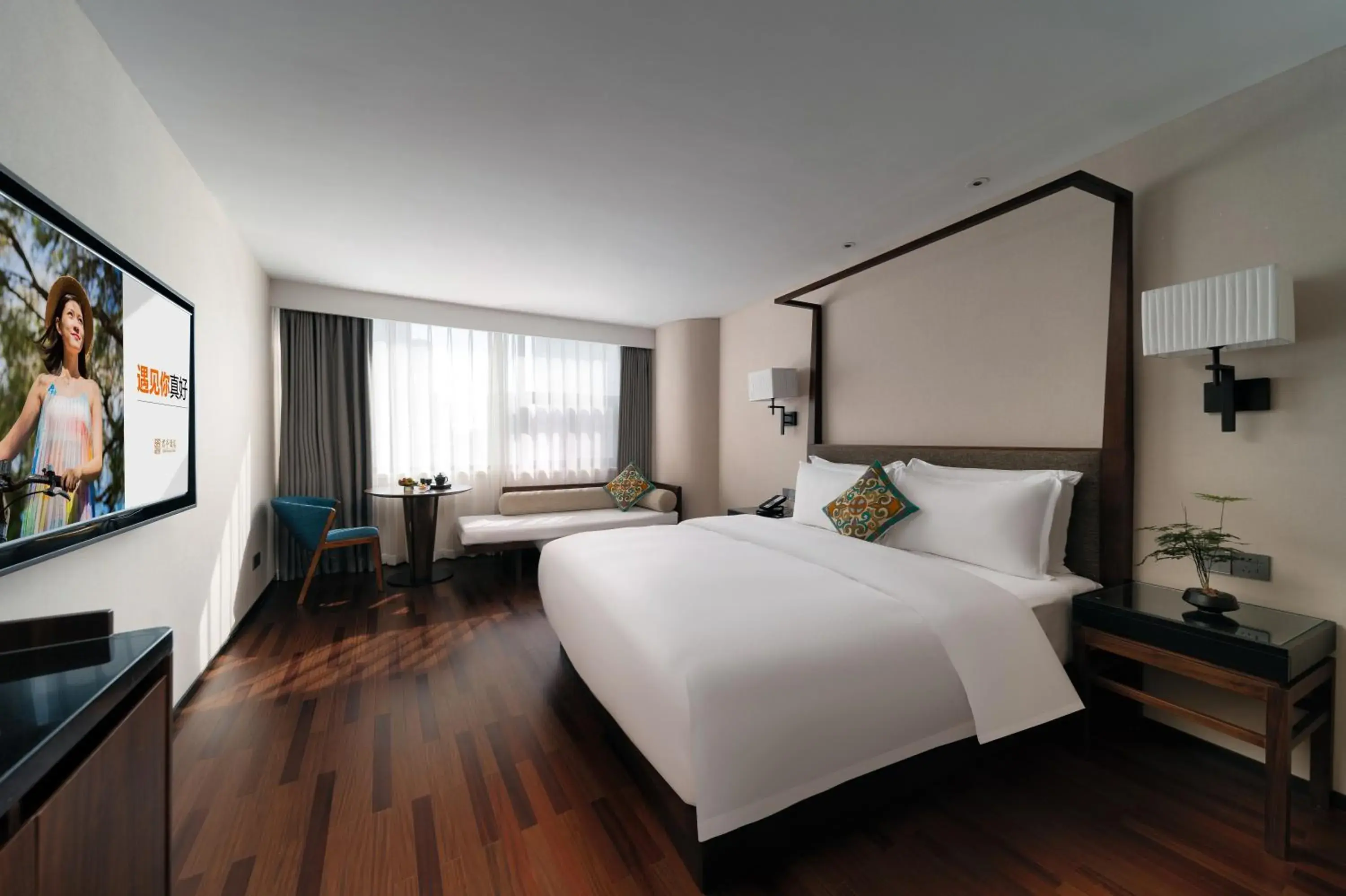 Special Triple Room in SSAW Boutique Hotel Chongqing Jiefangbei Special Triple Room in SSAW Boutique Hotel Chongqing Jiefangbei
