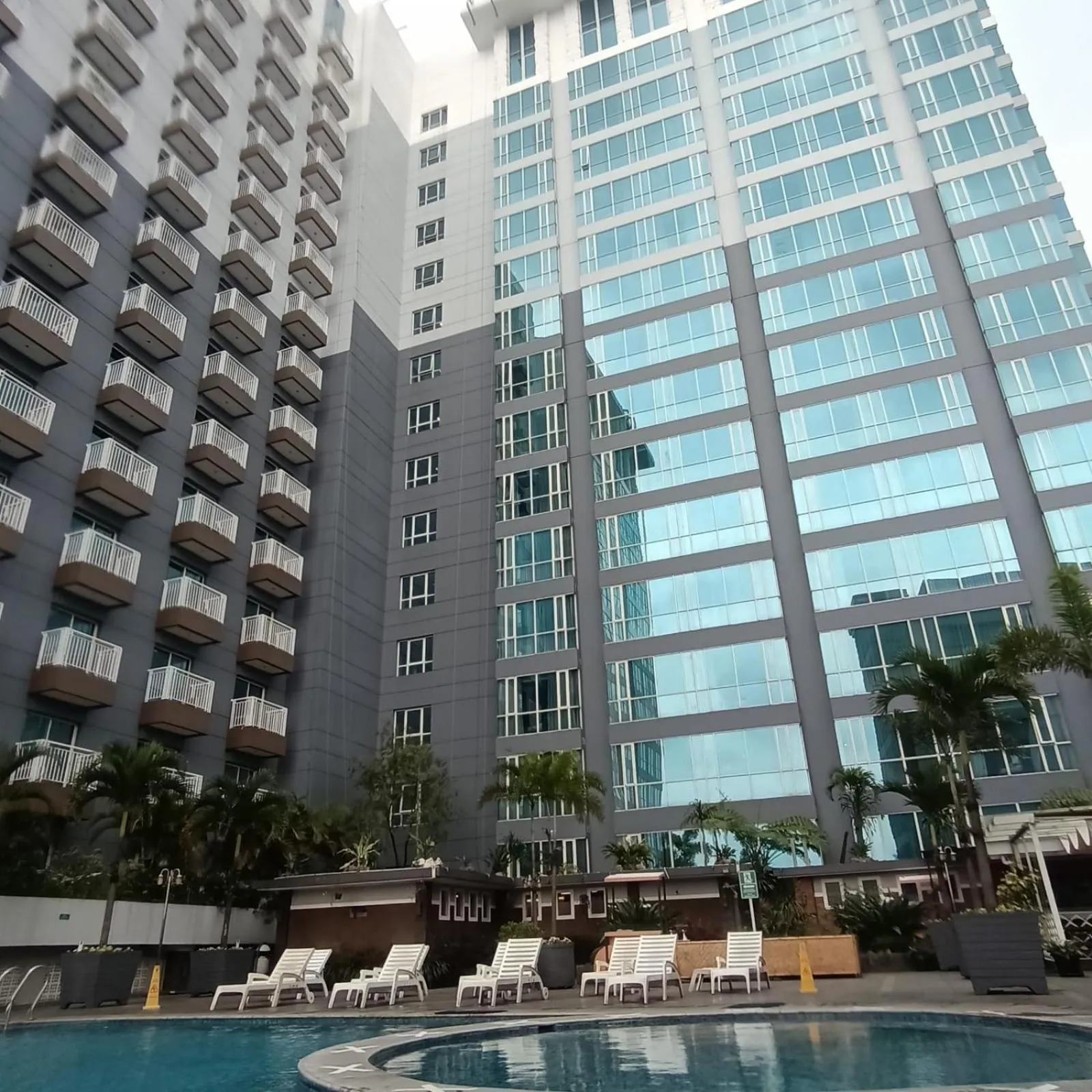 eL Royale Apartment by Faris Property