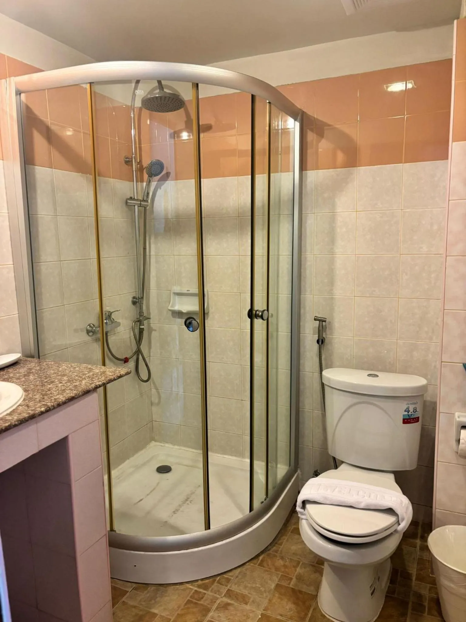 Bathroom in Luna Hut Resort