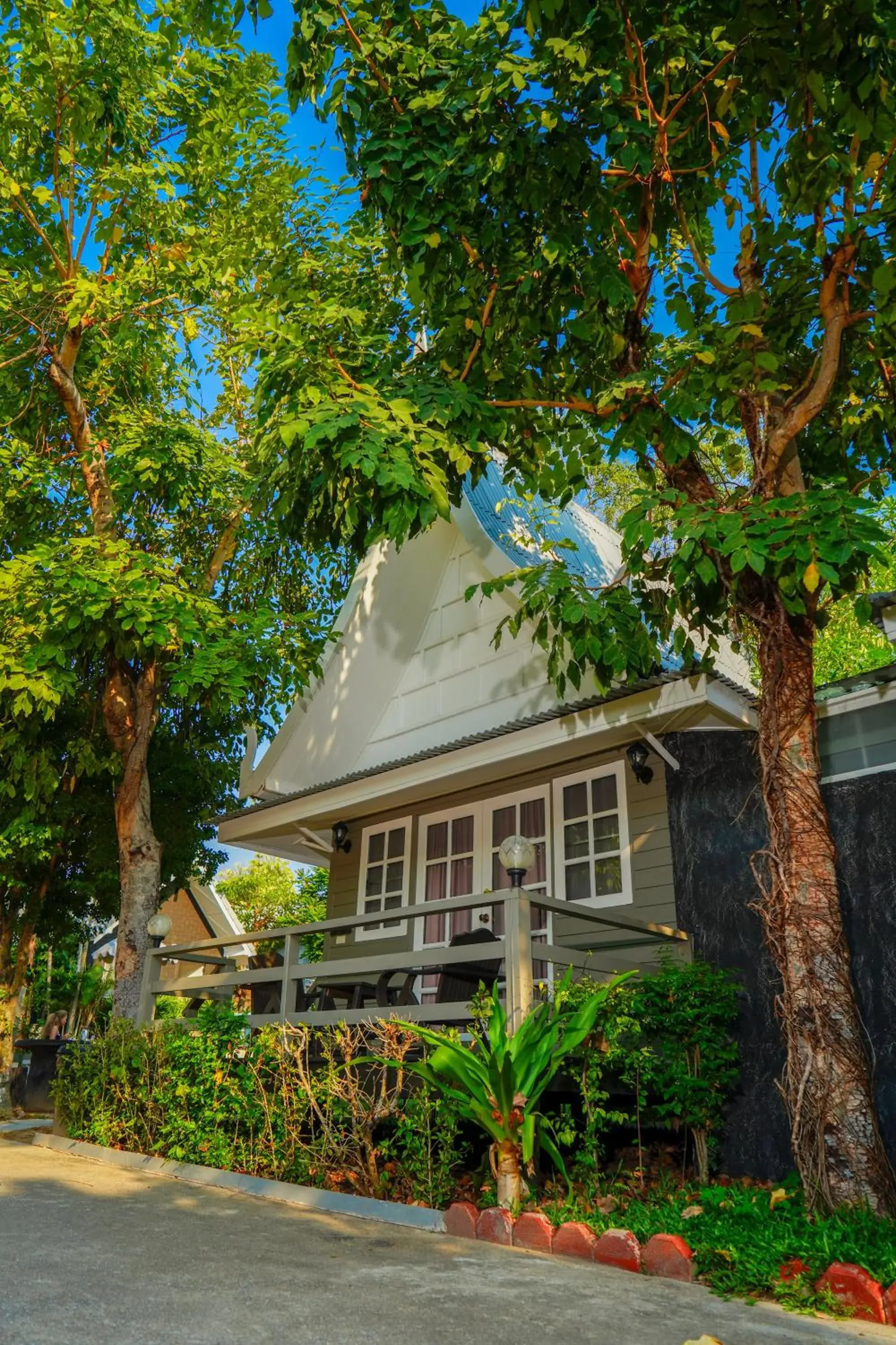 Property building in Luna Hut Resort Property building in Luna Hut Resort