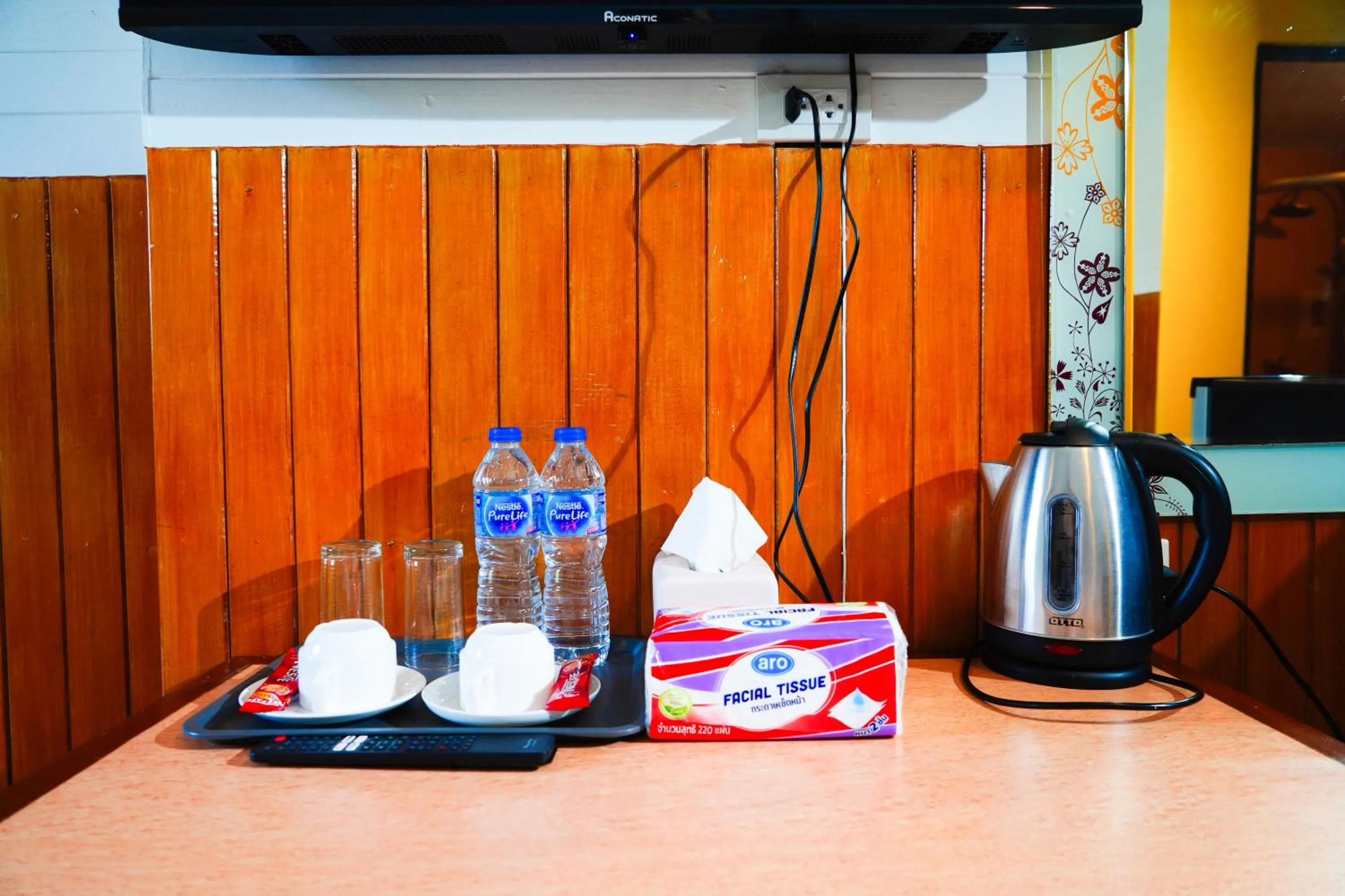 Coffee/tea facilities in Luna Hut Resort