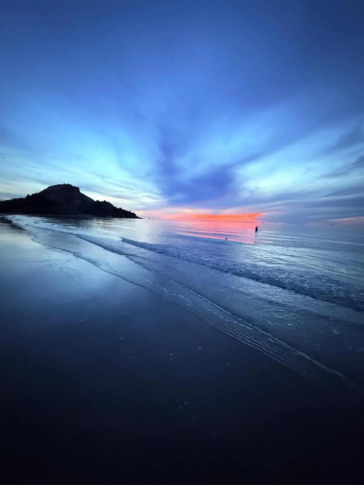Beach in Luna Hut Resort