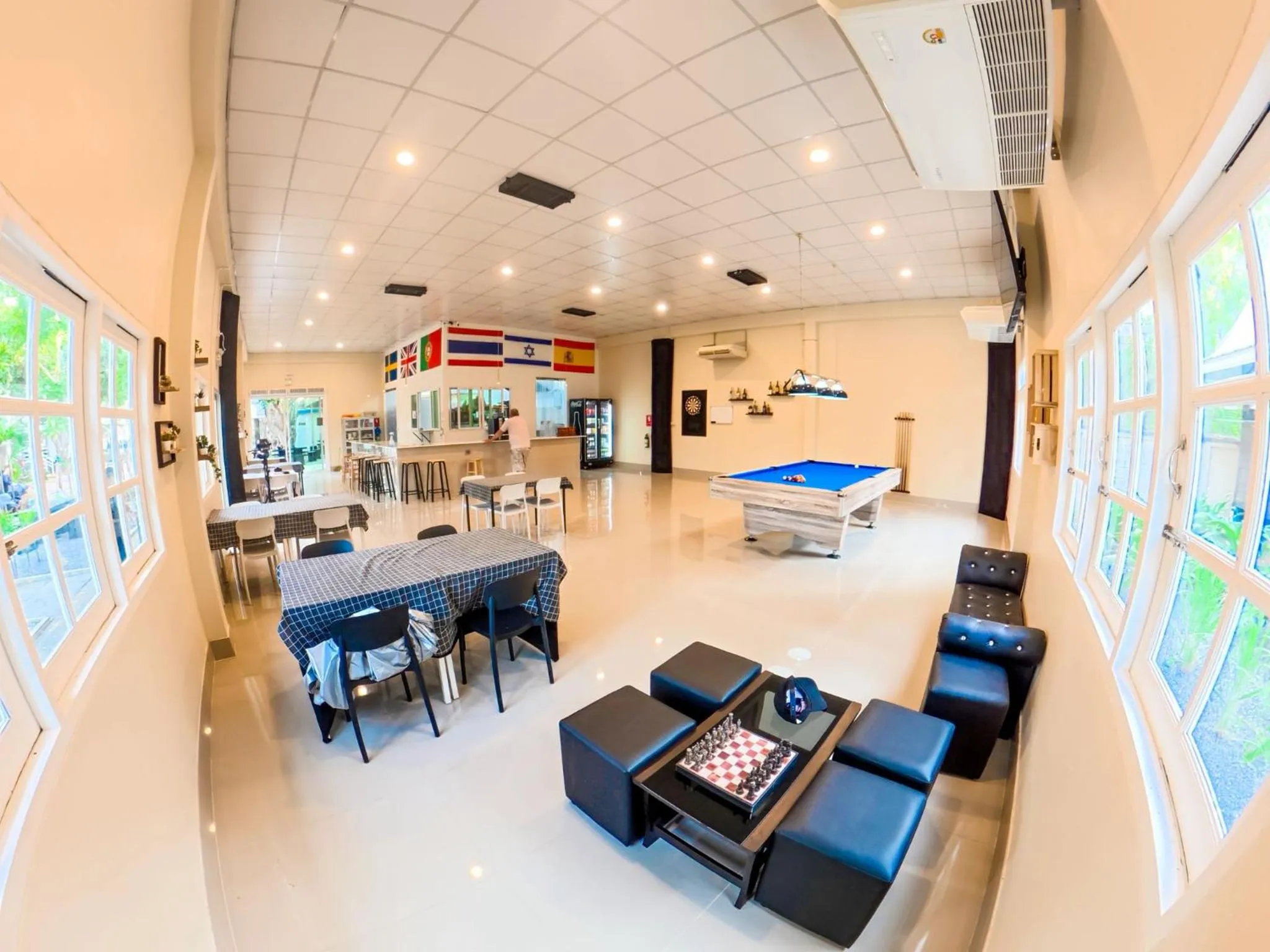 Breakfast in Luna Hut Resort