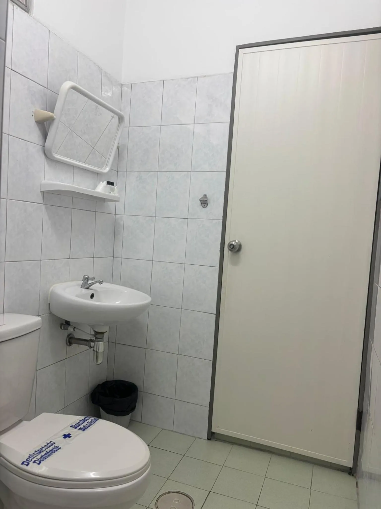 Bathroom in Luna Hut Resort