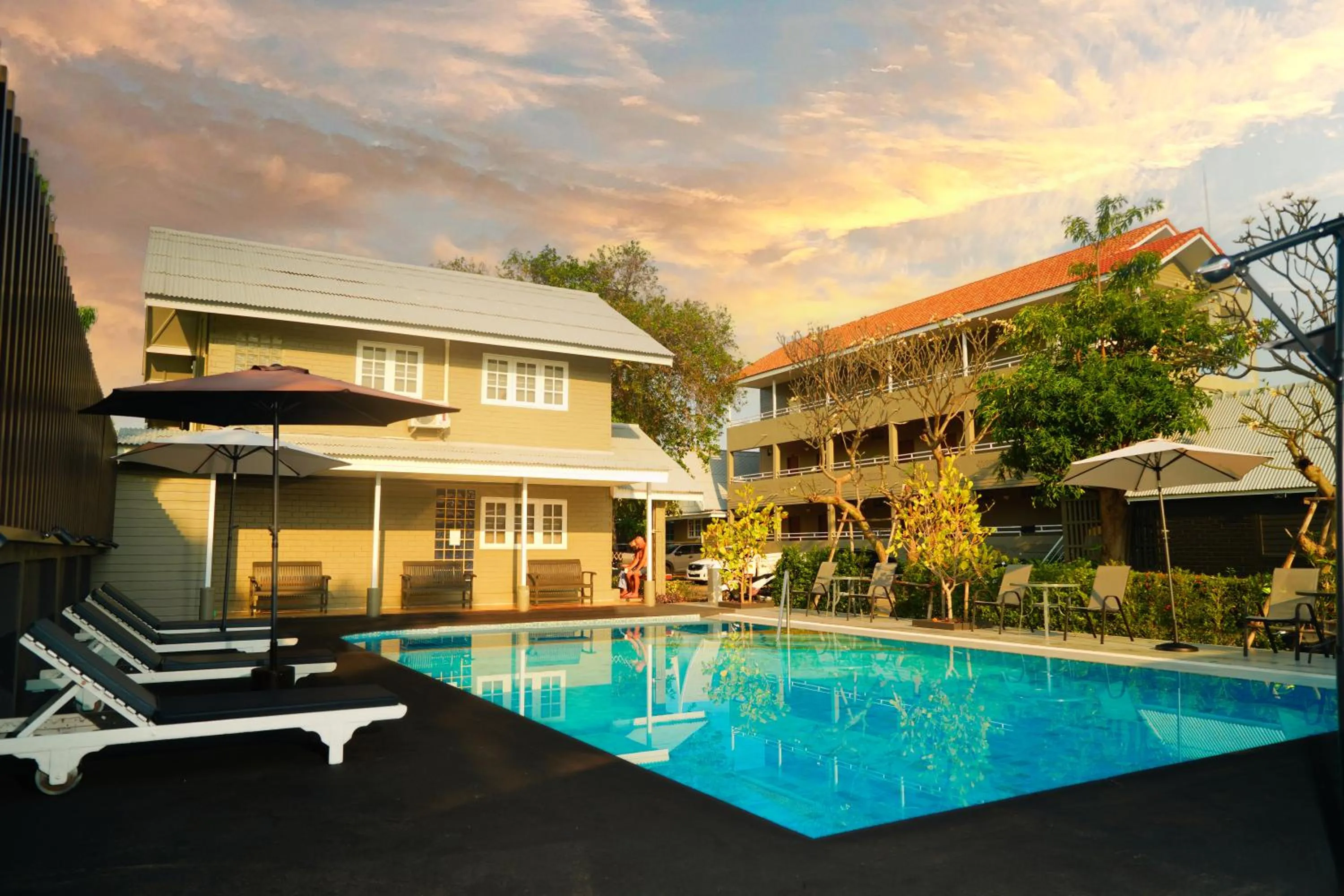 Day in Luna Hut Resort