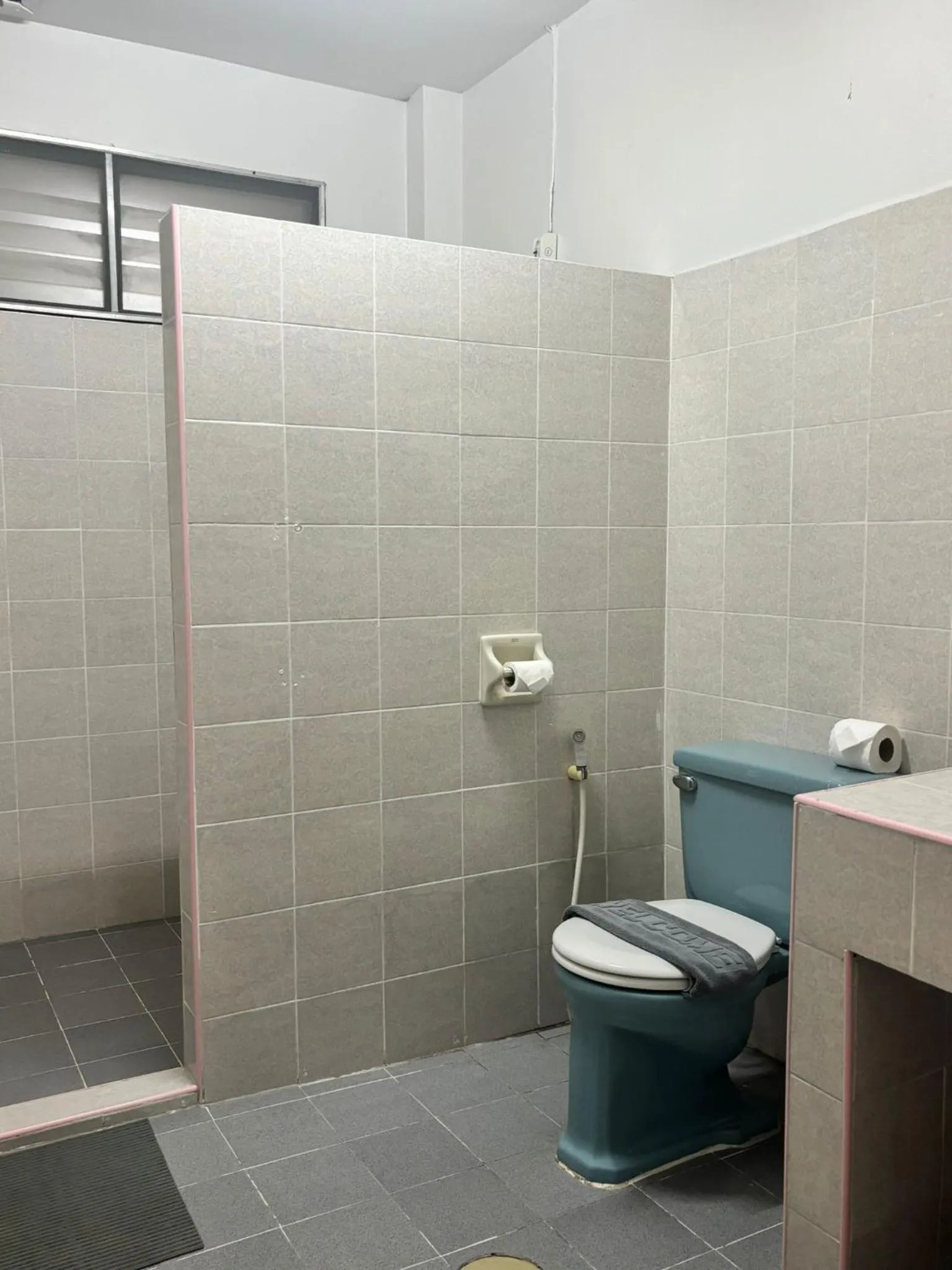 Bathroom in Luna Hut Resort