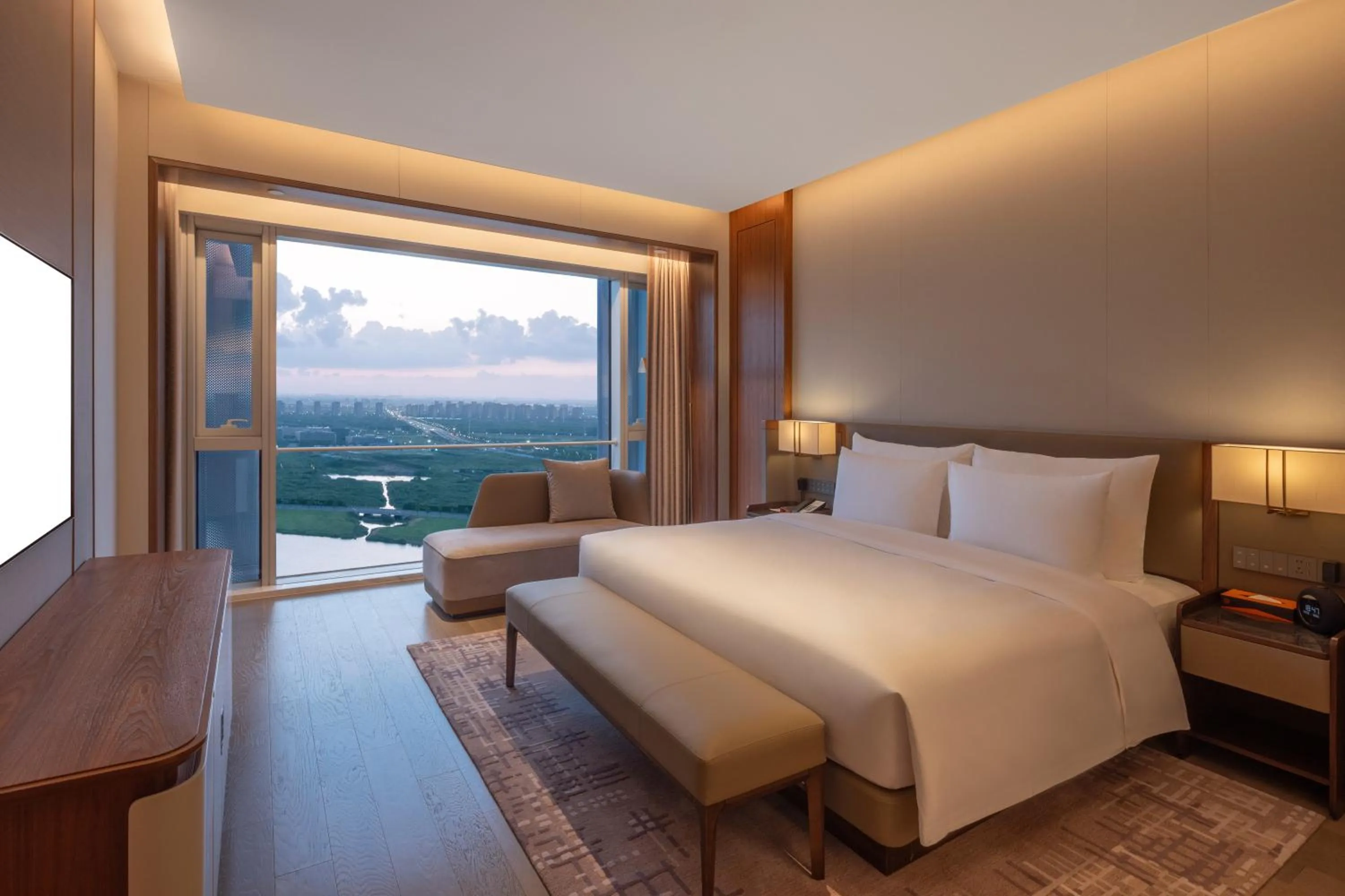 Bedroom in Suzhou International Conference Hotel