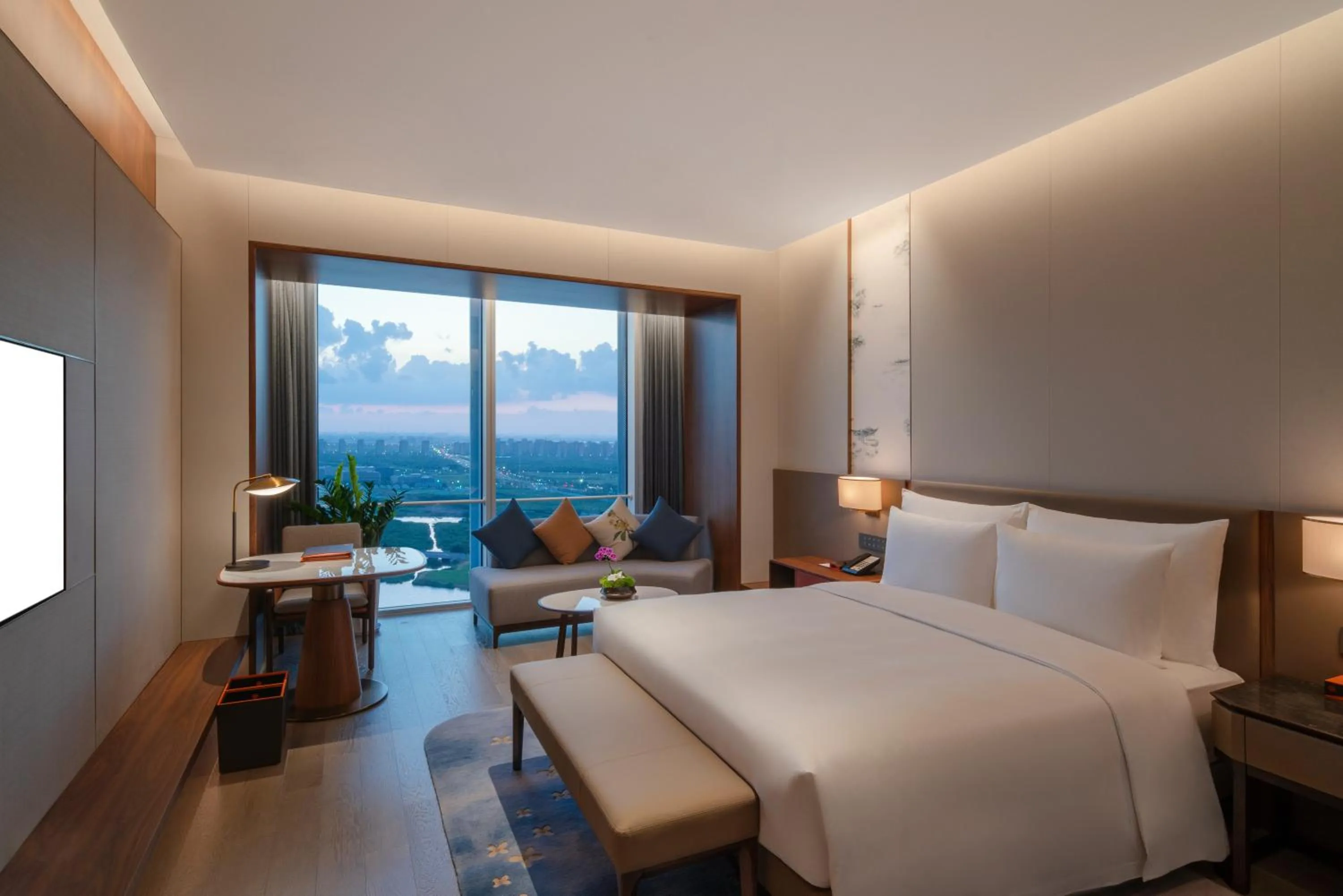 Bedroom in Suzhou International Conference Hotel