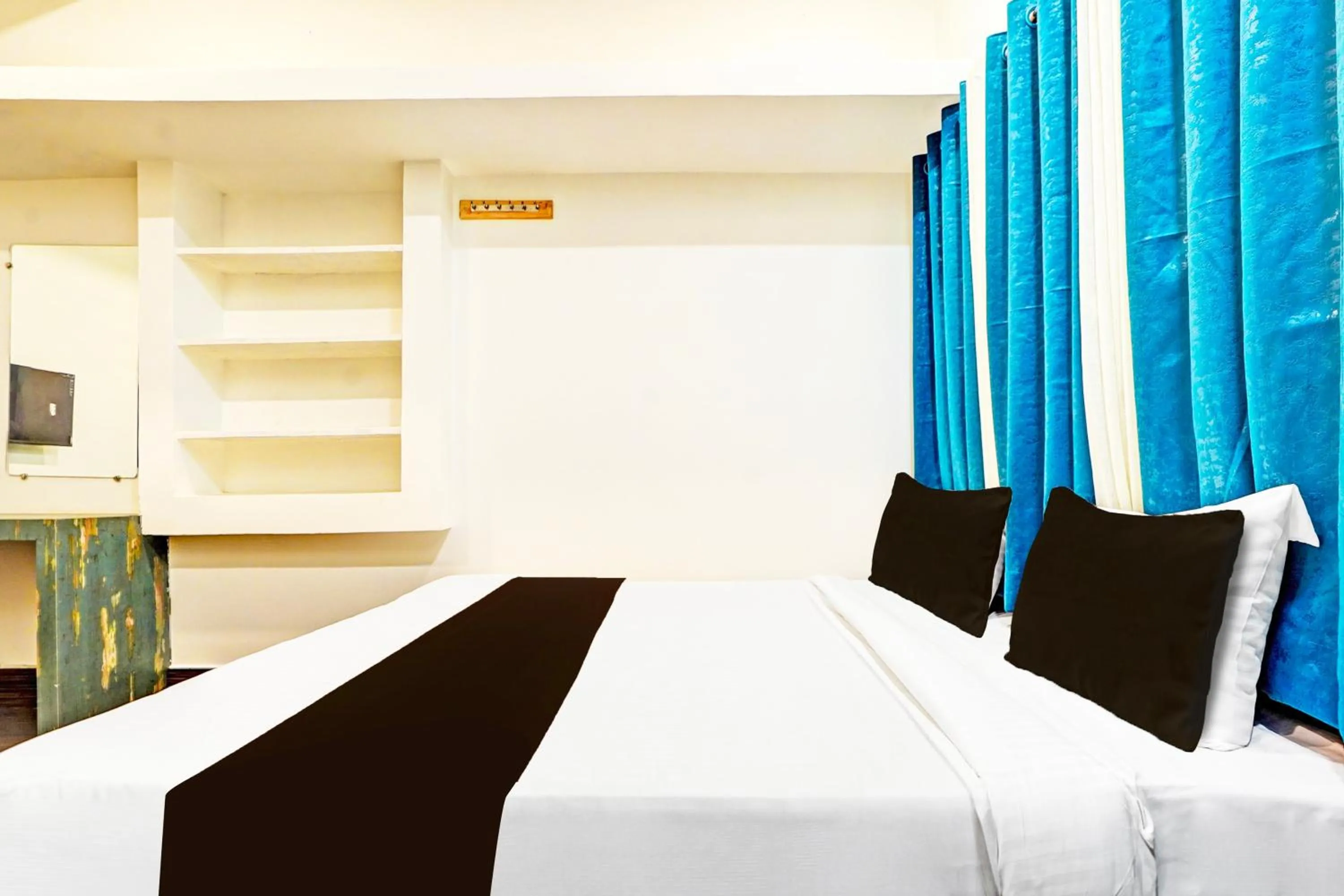 Bedroom, Bed in Super Hotel O THE VANTAGE INN