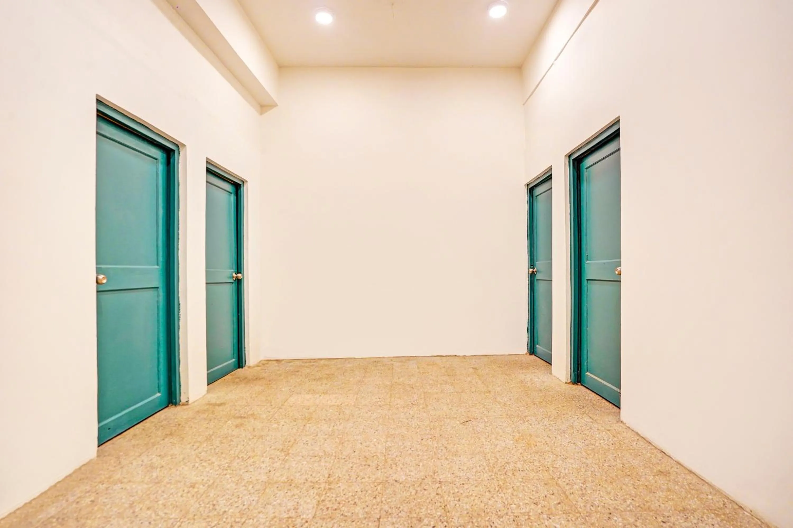 Lobby or reception in Hotel O THE VANTAGE INN