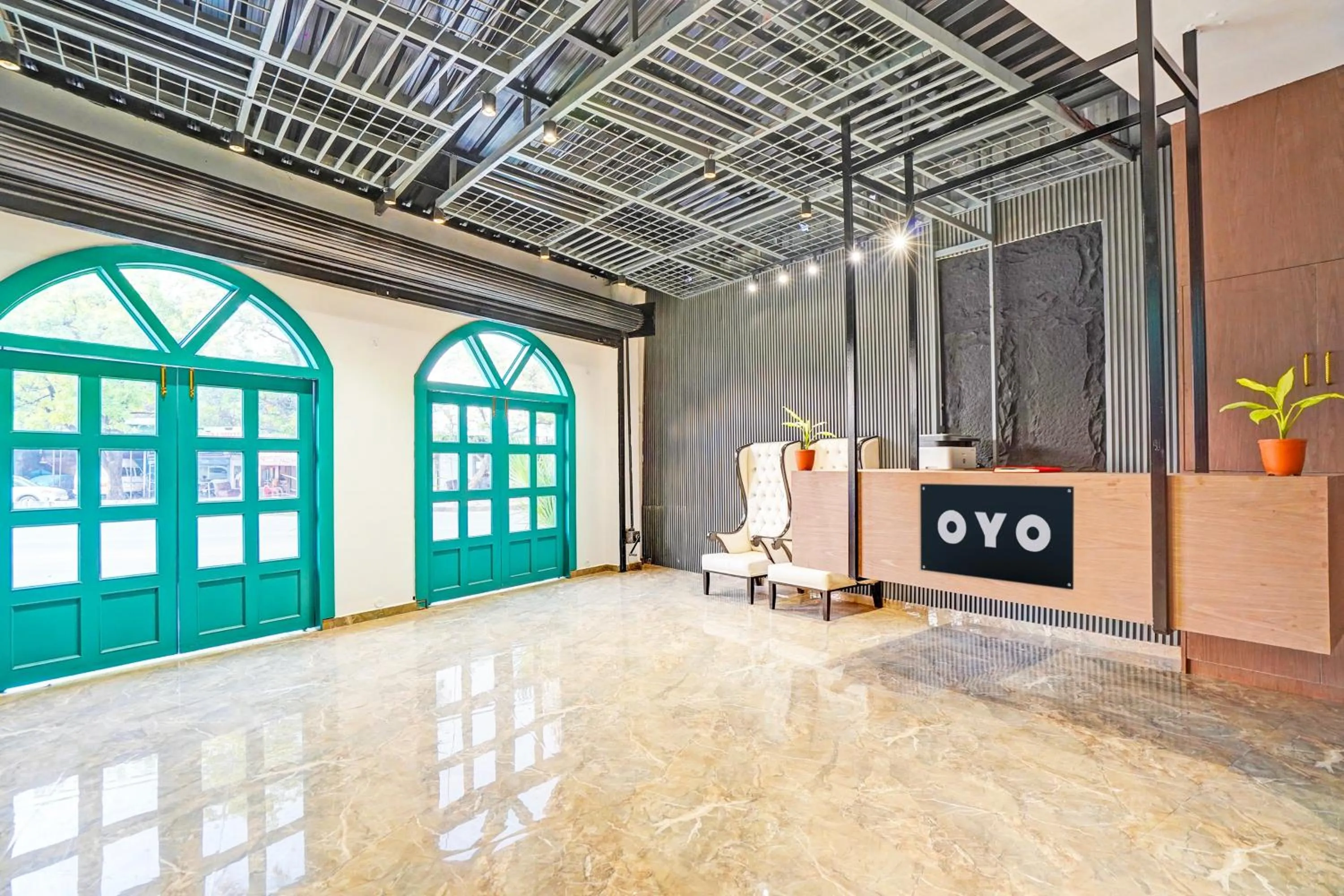 Lobby or reception in Hotel O THE VANTAGE INN