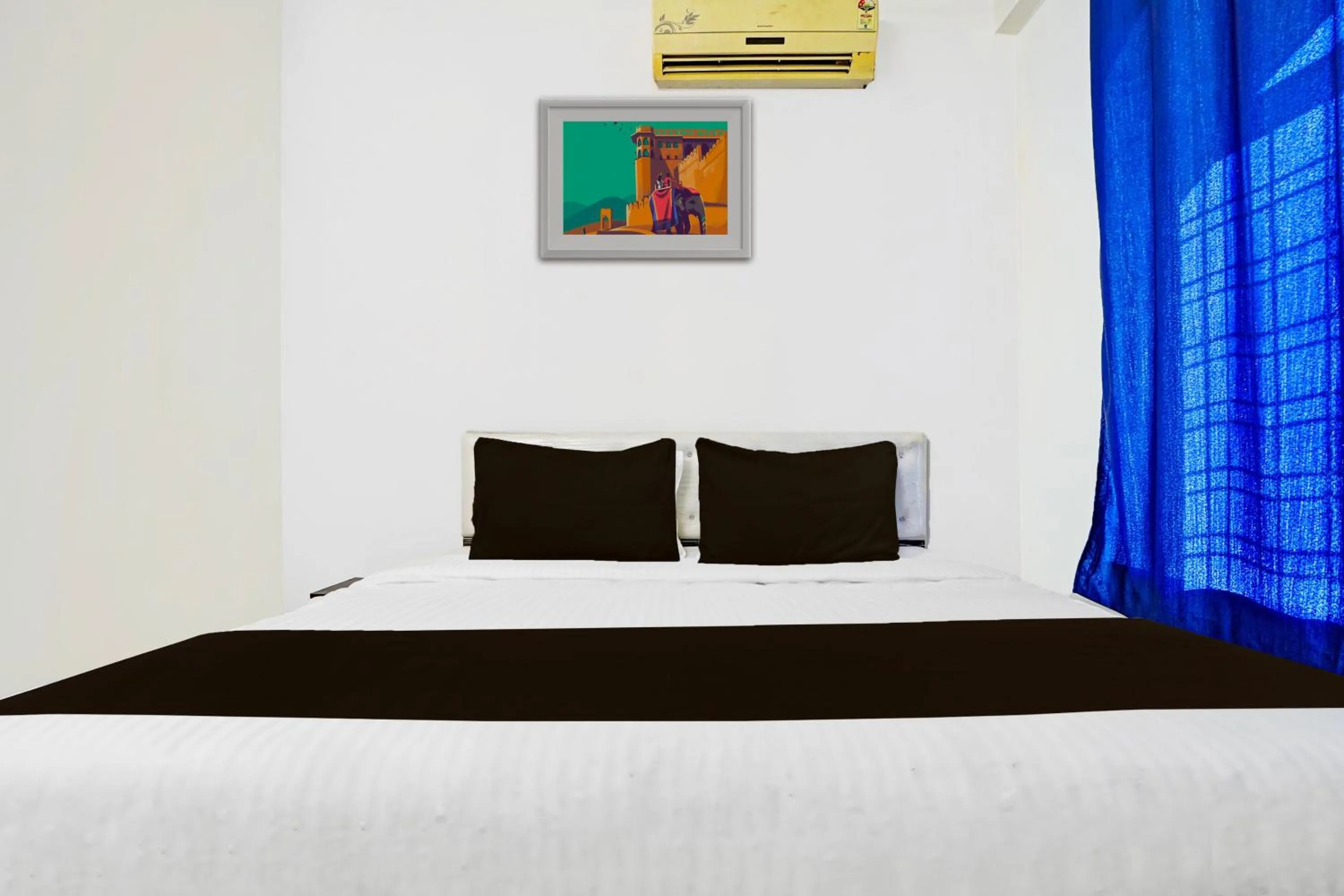 Bedroom, Bed in Hotel O Airport Imperial