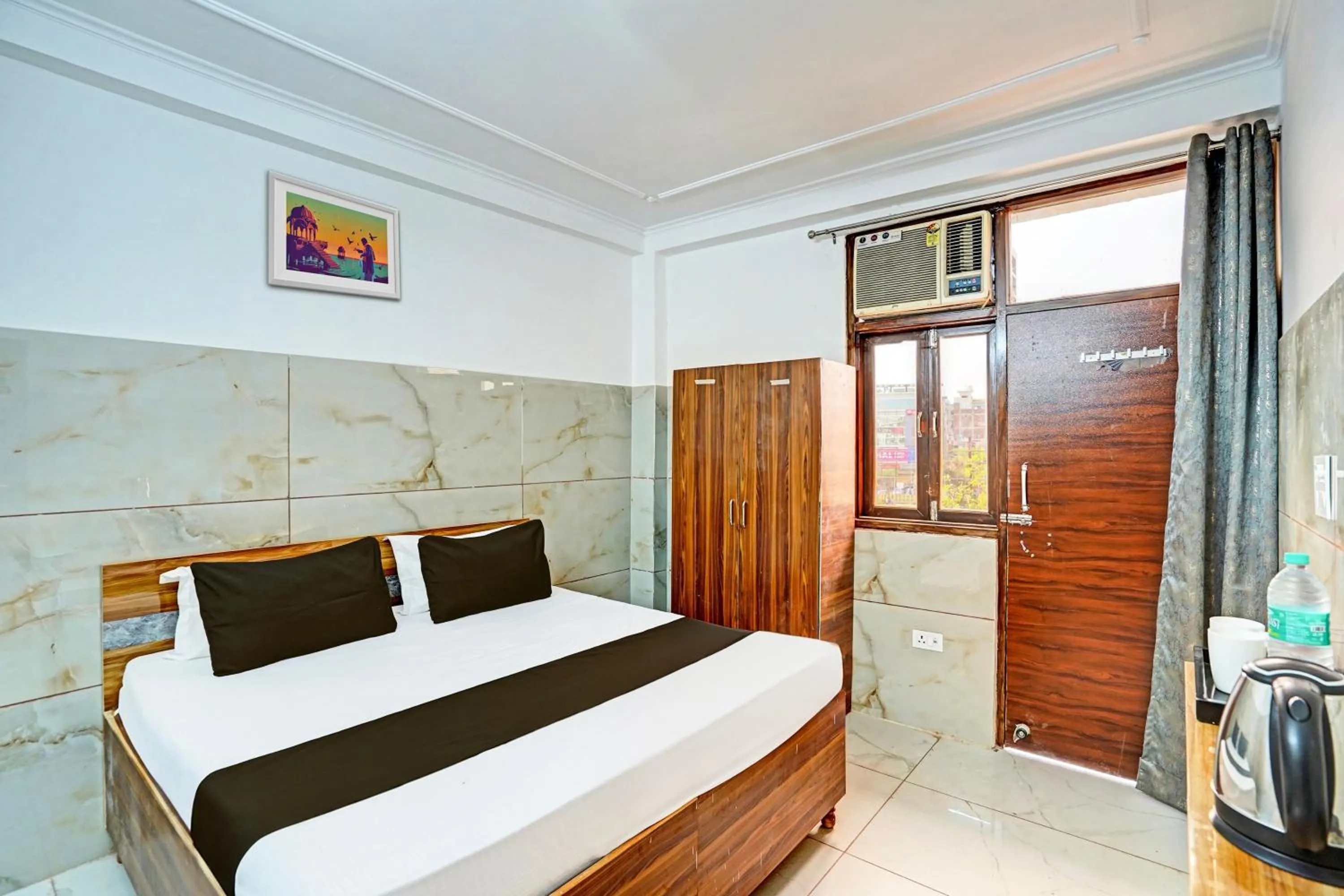 Bedroom, Bed in HOtel O The Clarks Inn