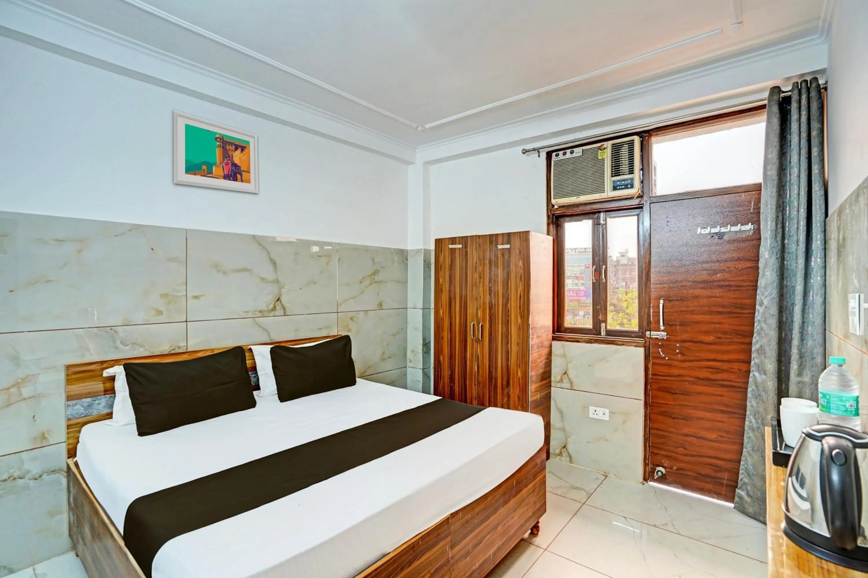 Bedroom, Bed in HOtel O The Clarks Inn