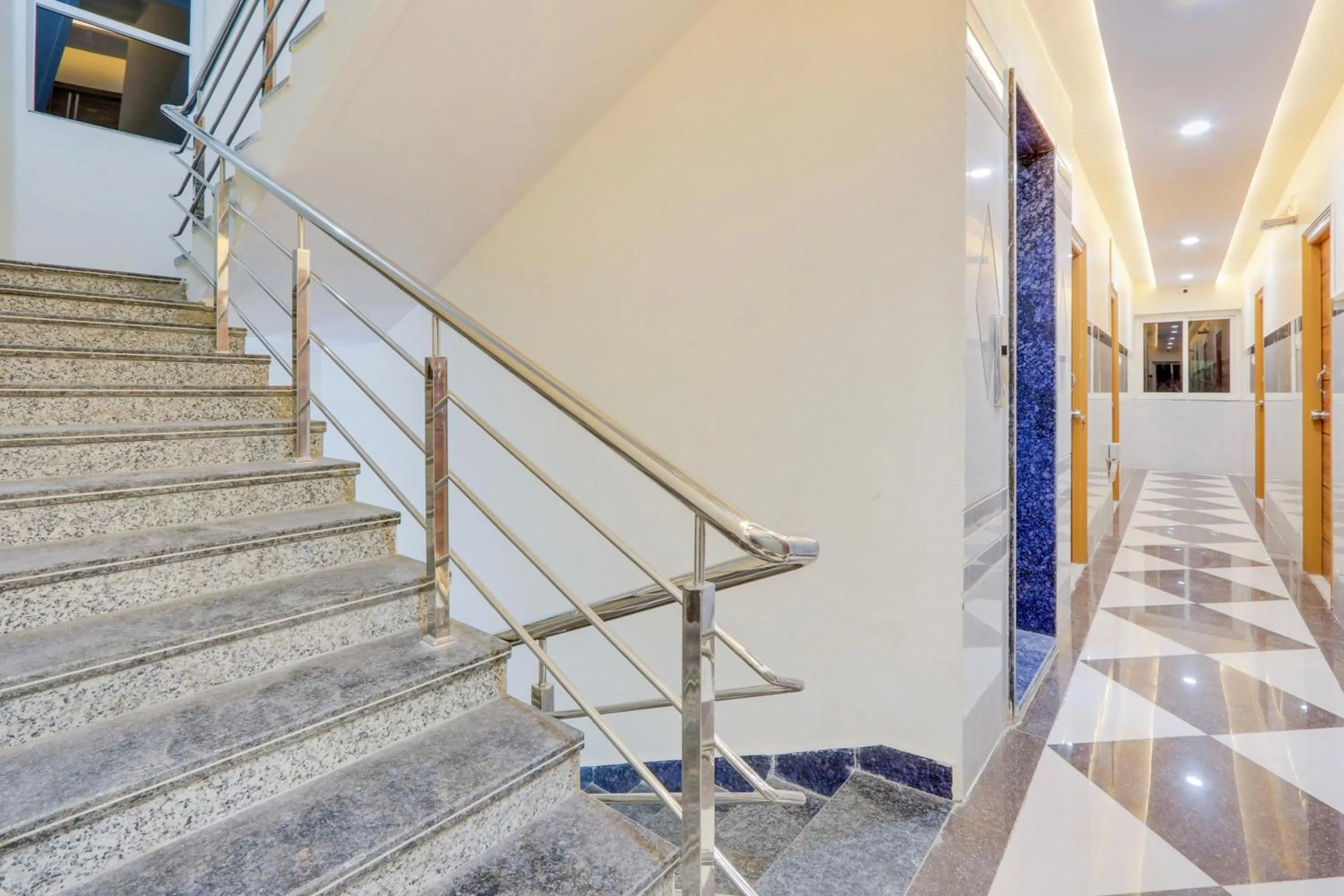 Lobby or reception in Super Townhouse Gachibowli Near Sky View