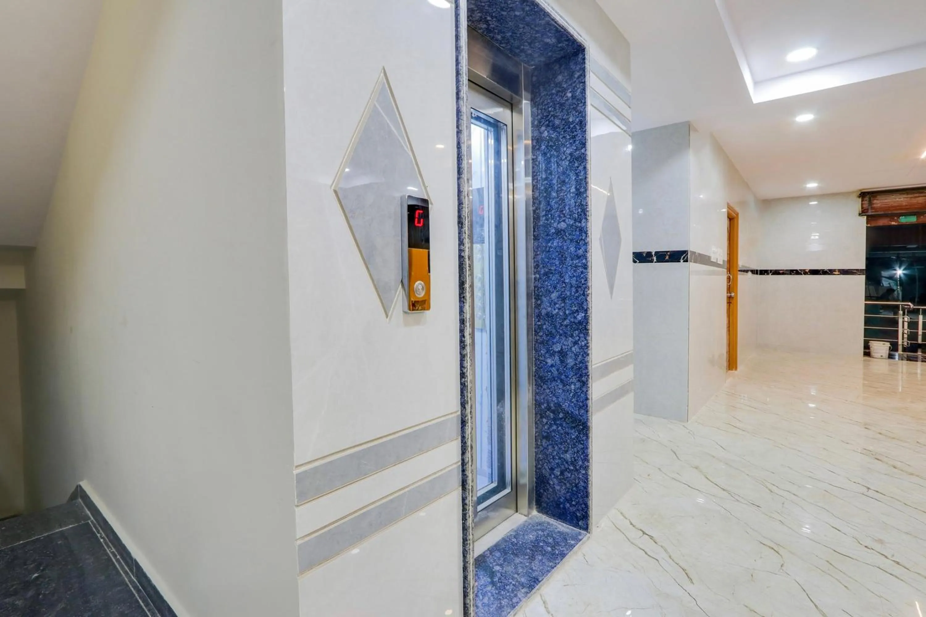 Lobby or reception in Super Townhouse Gachibowli Near Sky View