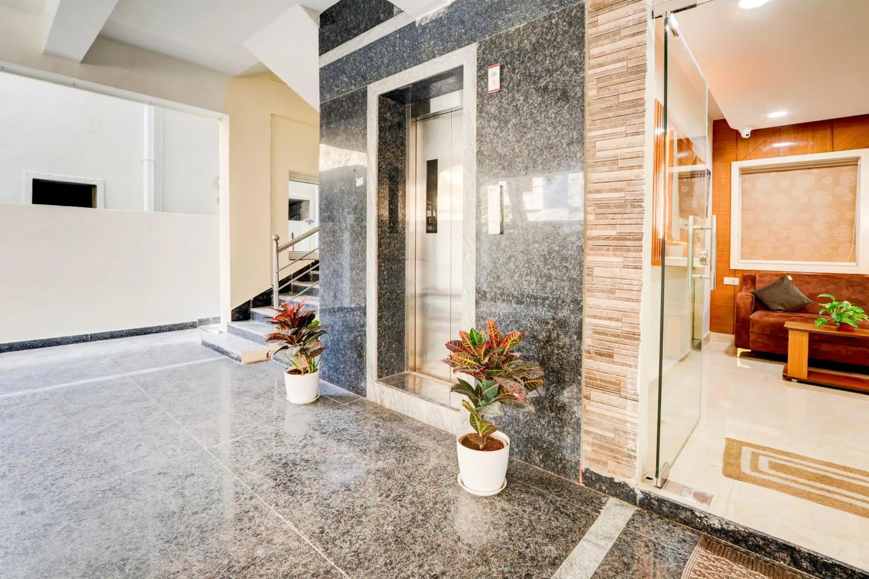 Lobby or reception in Super Townhouse Nirvana Elite Lobby or reception in Super Townhouse Nirvana Elite