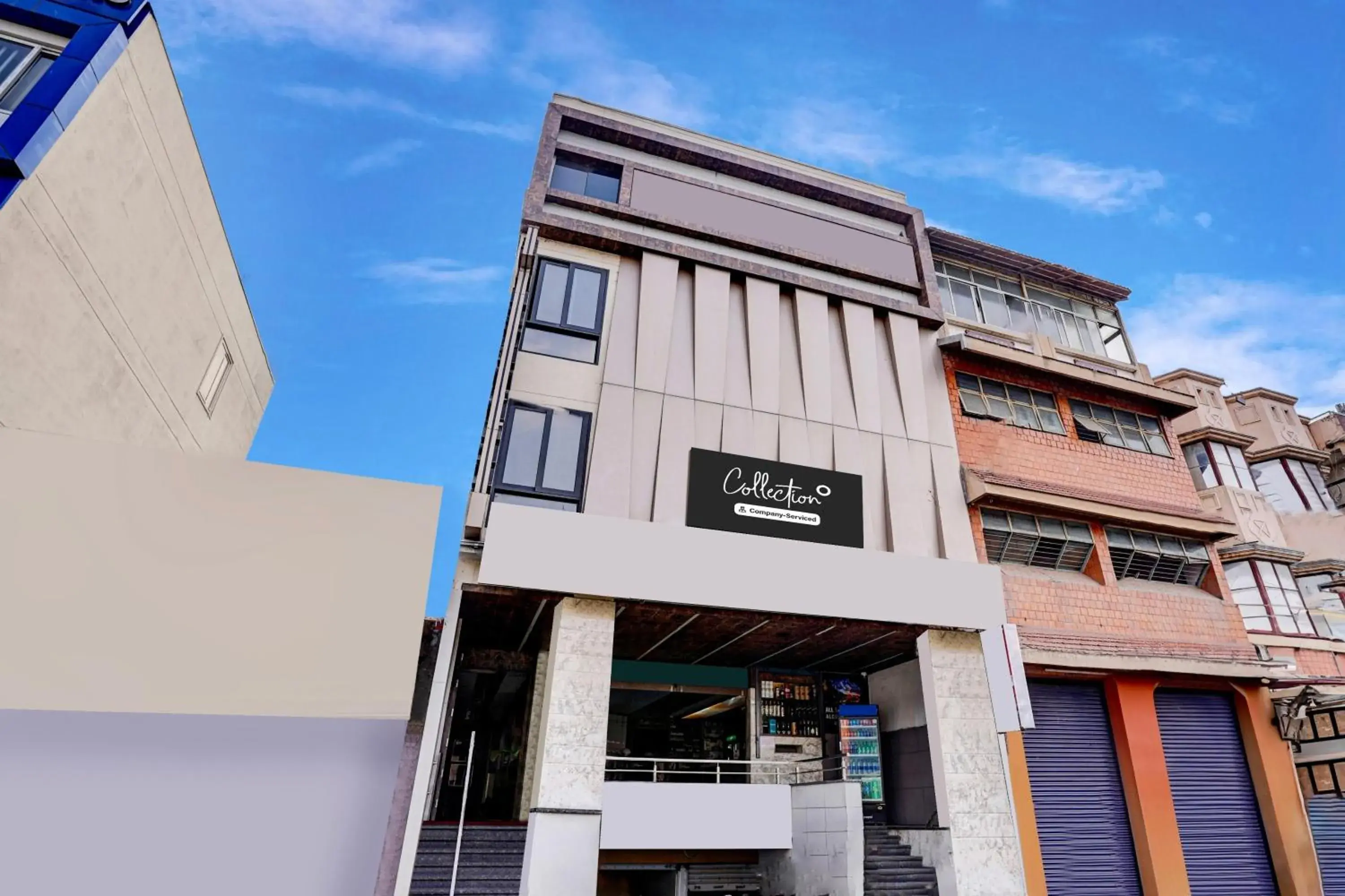 Facade/entrance in Super Collection O Metro Park Opposite Kalasipalya Bus stand Facade/entrance in Super Collection O Metro Park Opposite Kalasipalya Bus stand