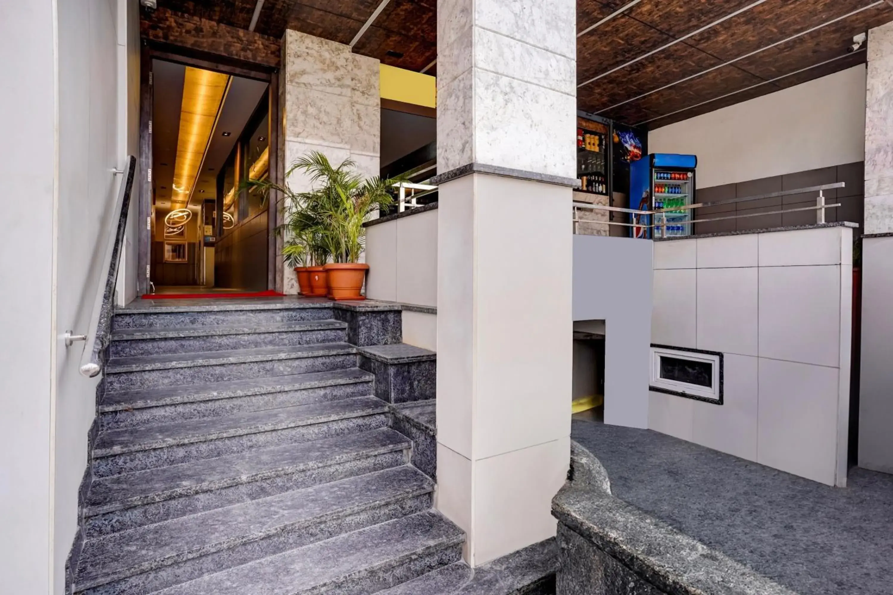 Facade/entrance in Super Collection O Metro Park Opposite Kalasipalya Bus stand Facade/entrance in Super Collection O Metro Park Opposite Kalasipalya Bus stand