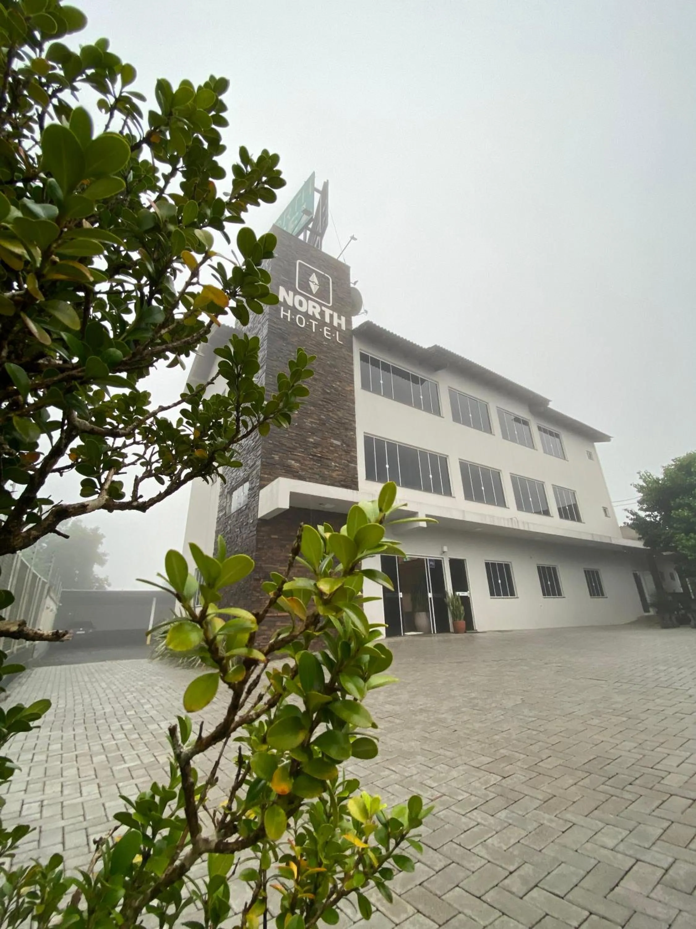 Property building in North Hotel - Aeroporto