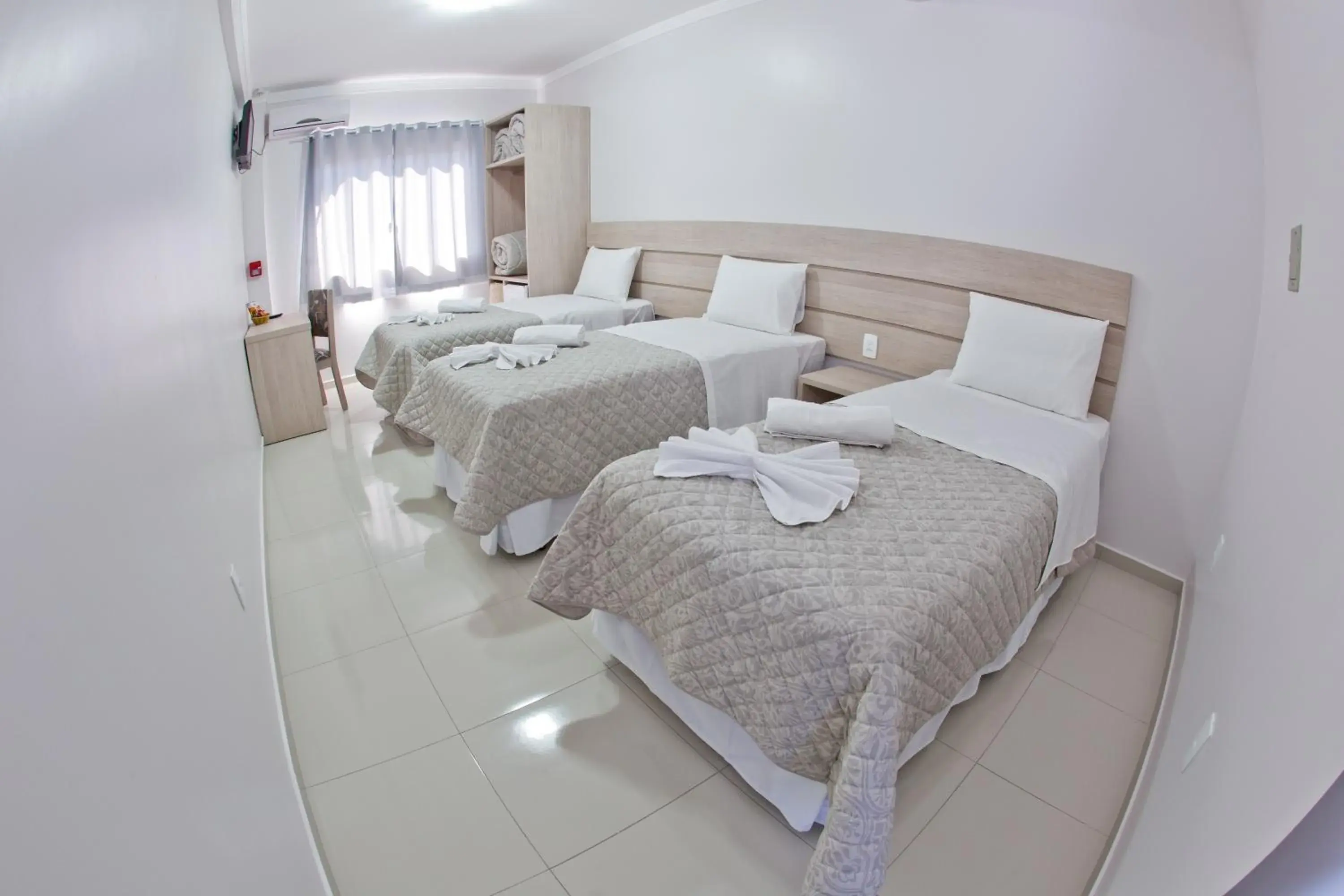 Quadruple Room - single occupancy in North Hotel - Aeroporto Quadruple Room - single occupancy in North Hotel - Aeroporto