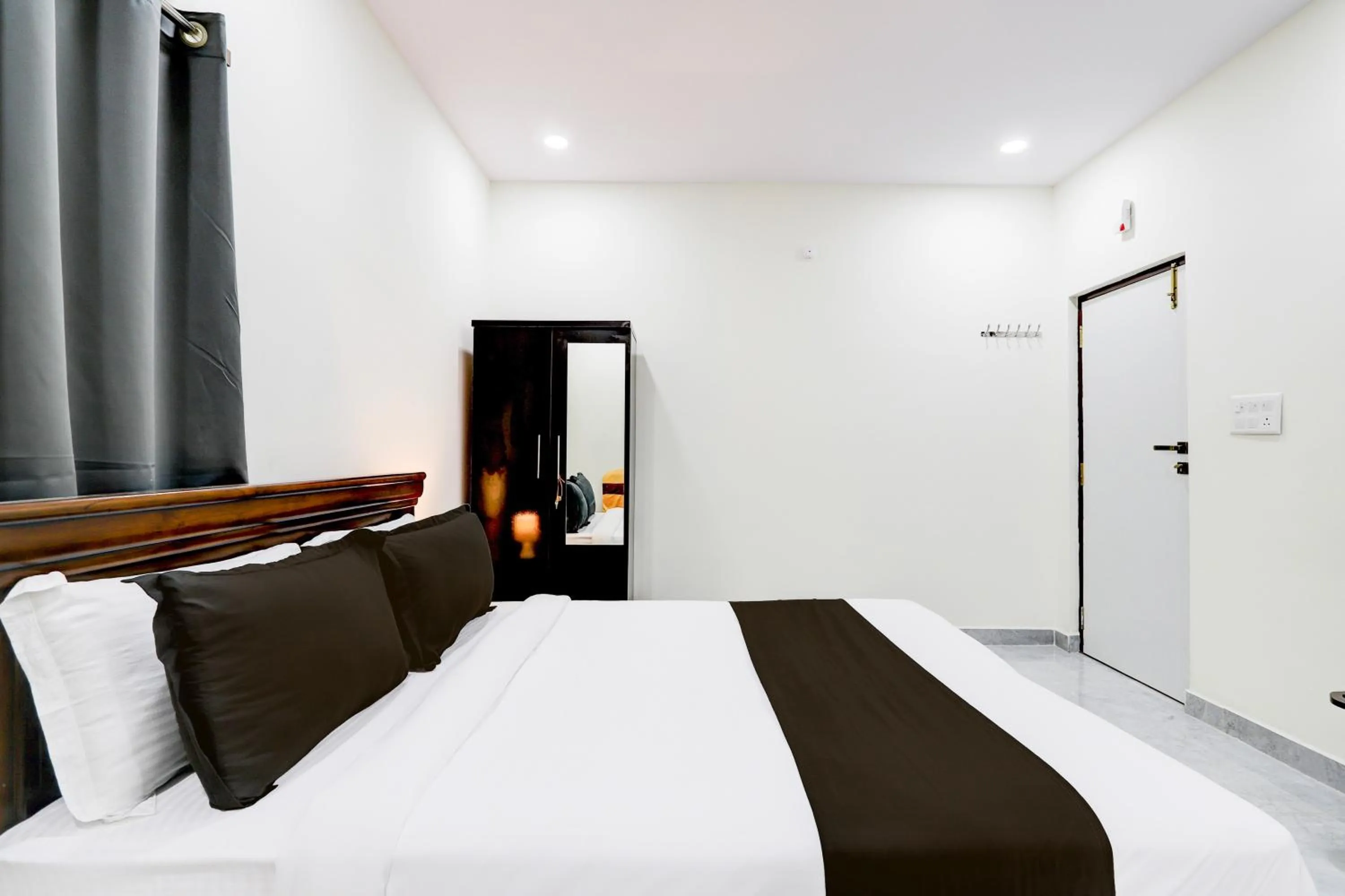 Bedroom, Bed in Super Collection O Vanasthalipuram