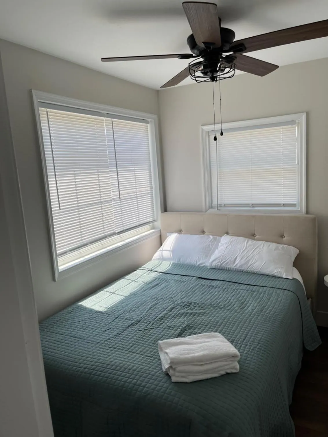 Bed in Brooklyn Beach Club