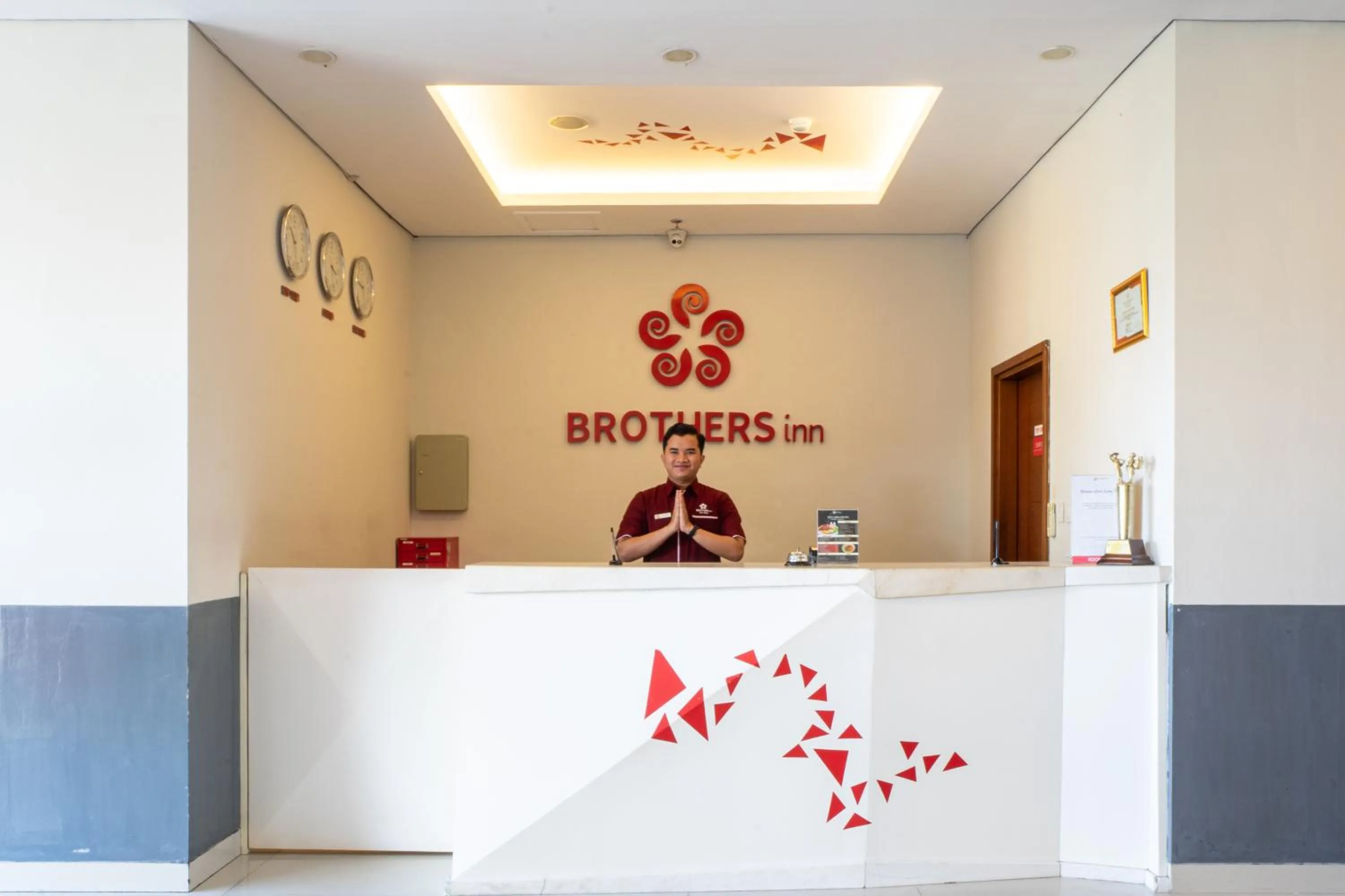 Brothers Inn Solo Baru
