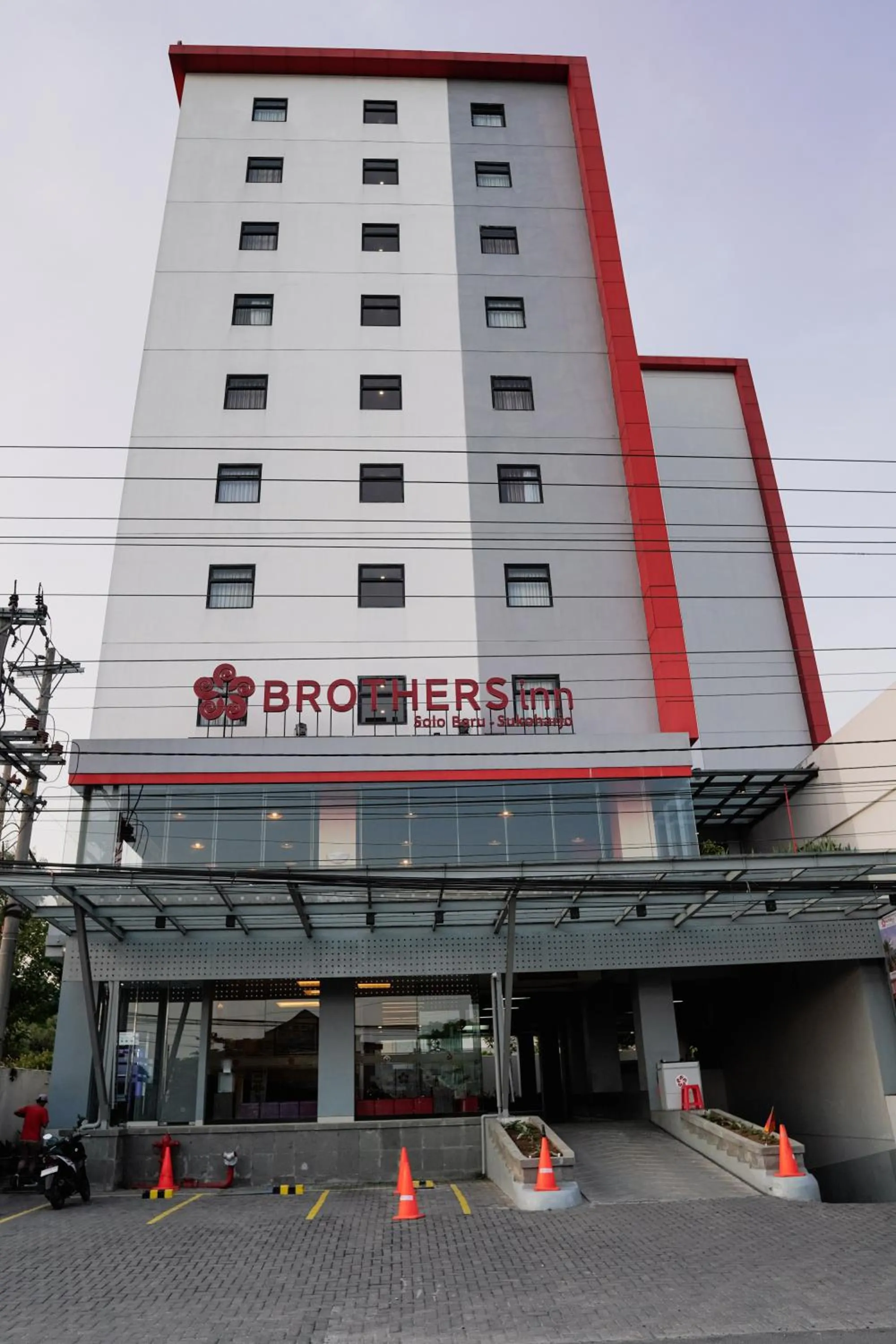 Brothers Inn Solo Baru