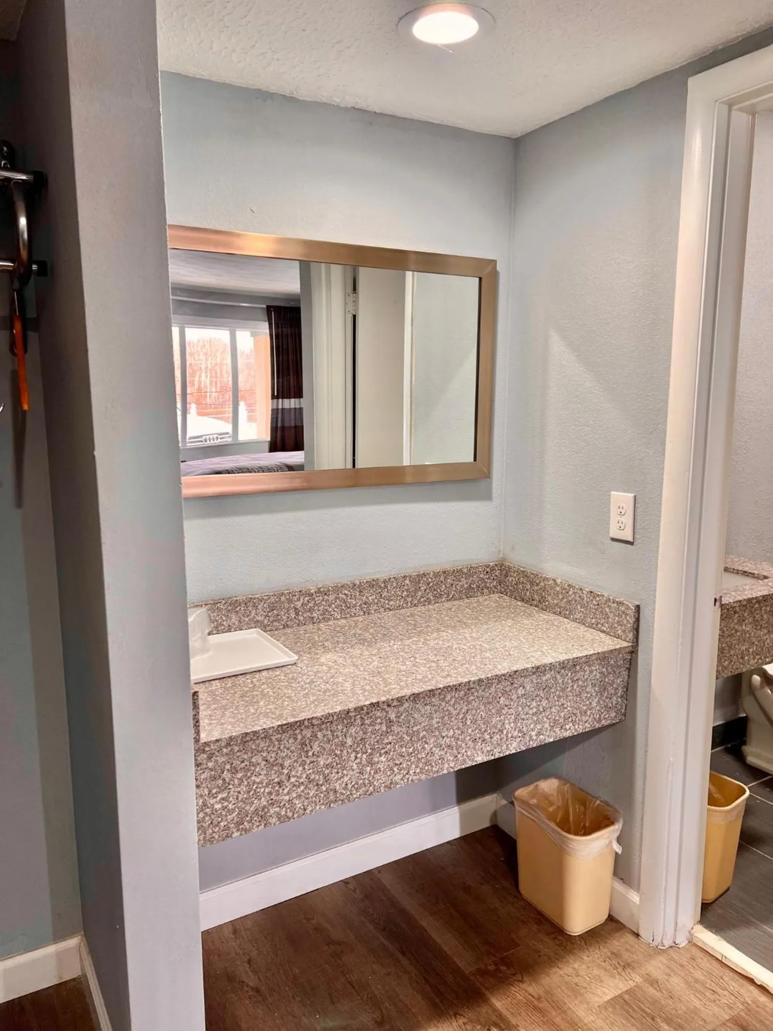 Knights Inn Madison Heights