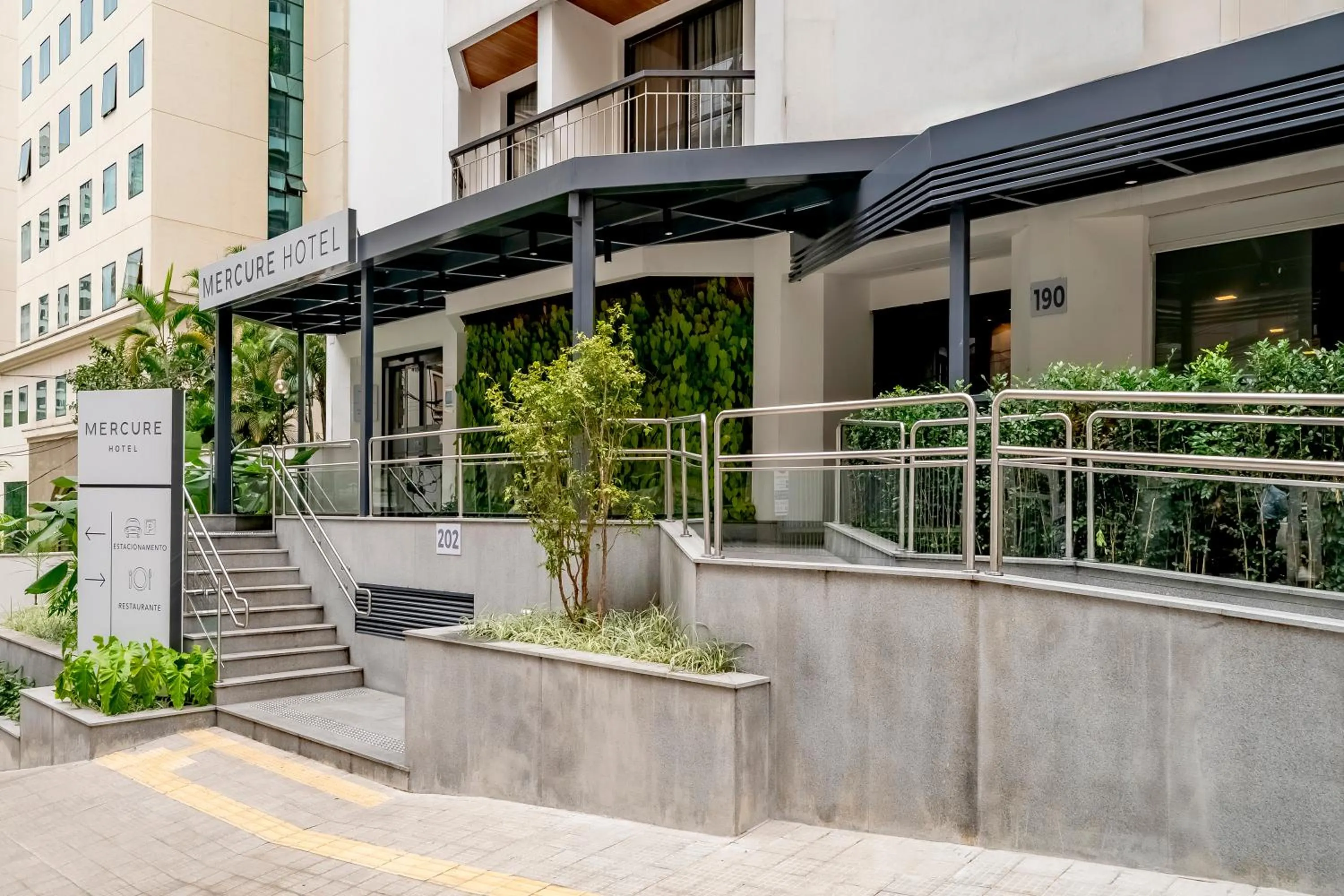 Property building in Mercure Sao Paulo Alamedas