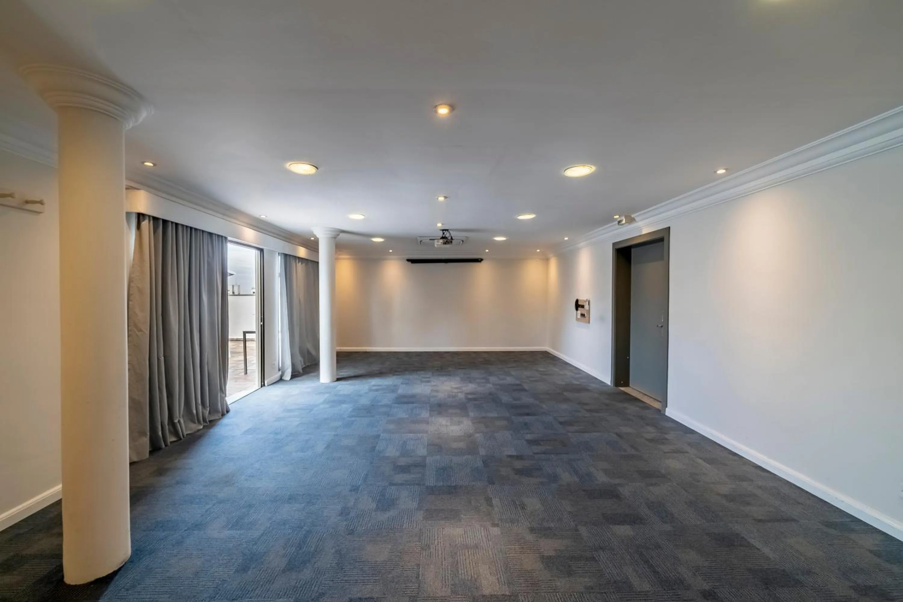 Banquet/Function facilities, Bed in Mercure Sao Paulo Alamedas