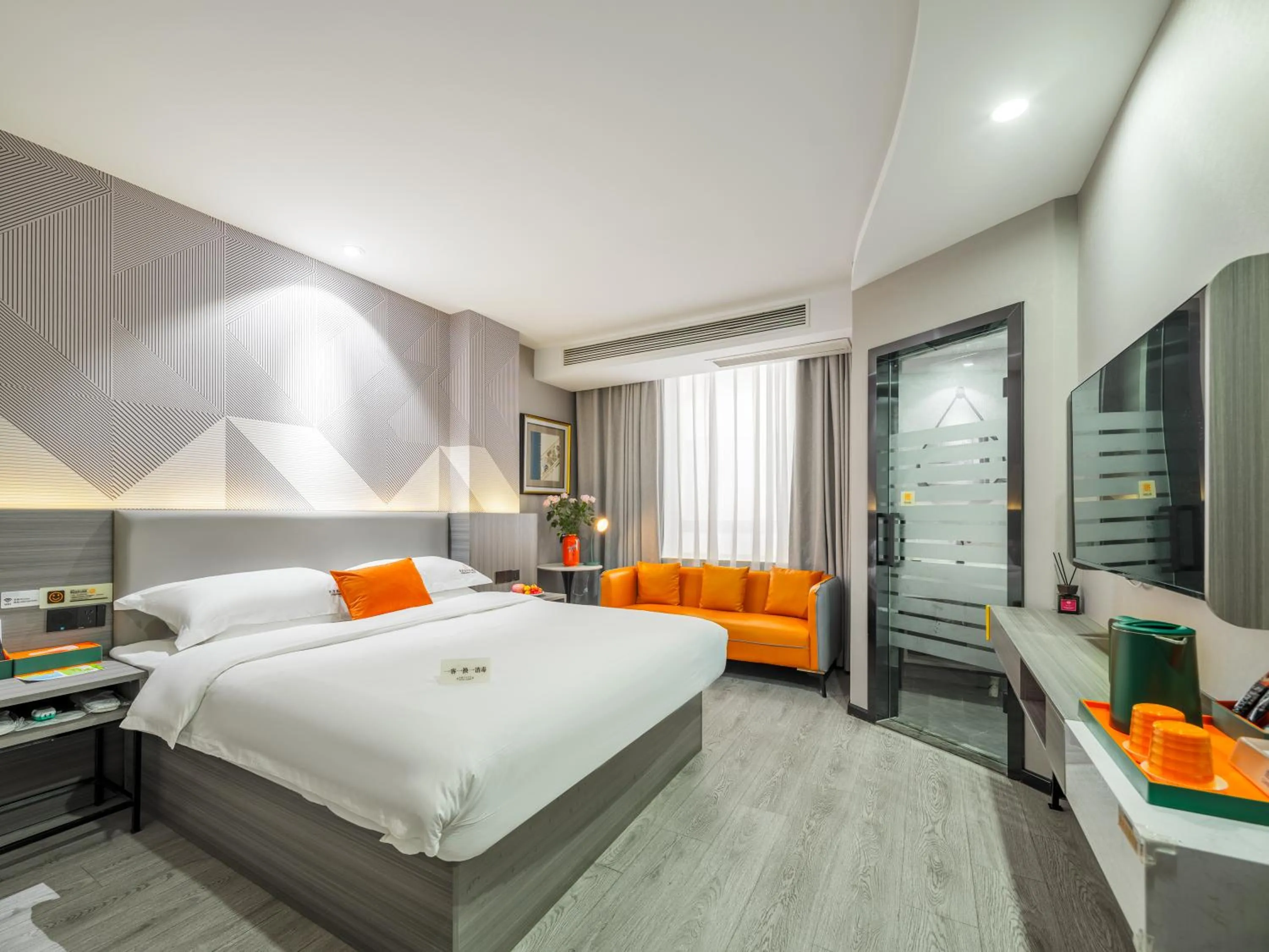 Photo of the whole room, Bed in Orient Rose International Hotel