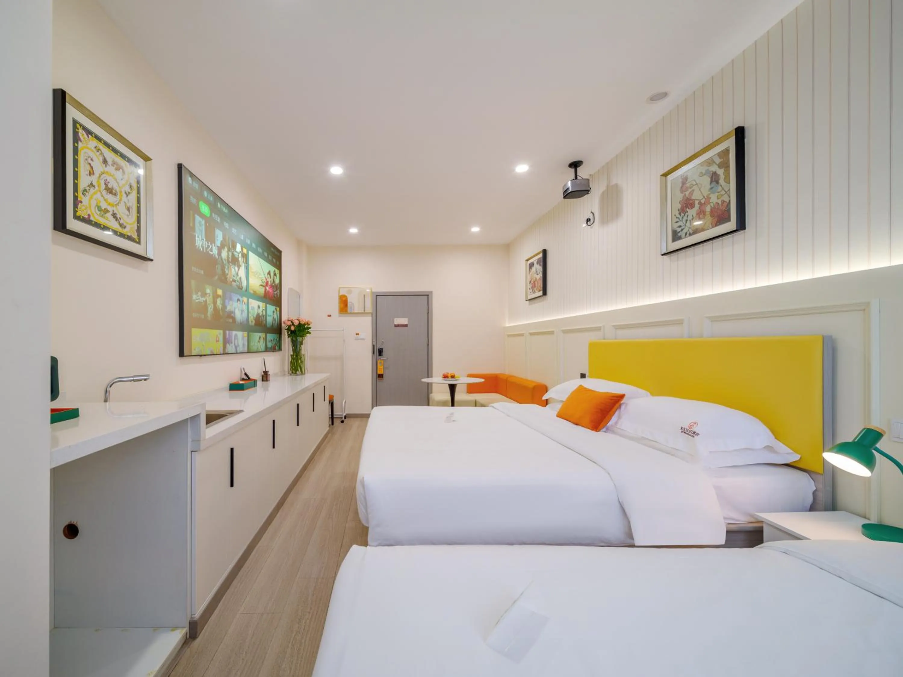 Photo of the whole room, Bed in Orient Rose International Hotel