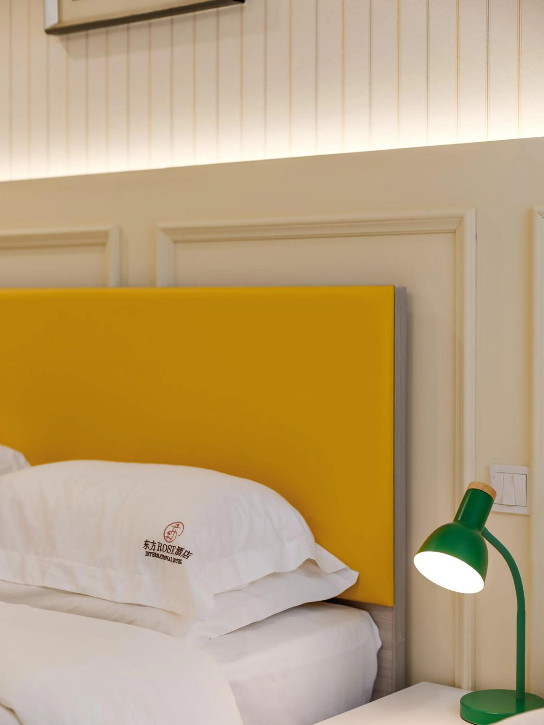 Decorative detail, Bed in Orient Rose International Hotel