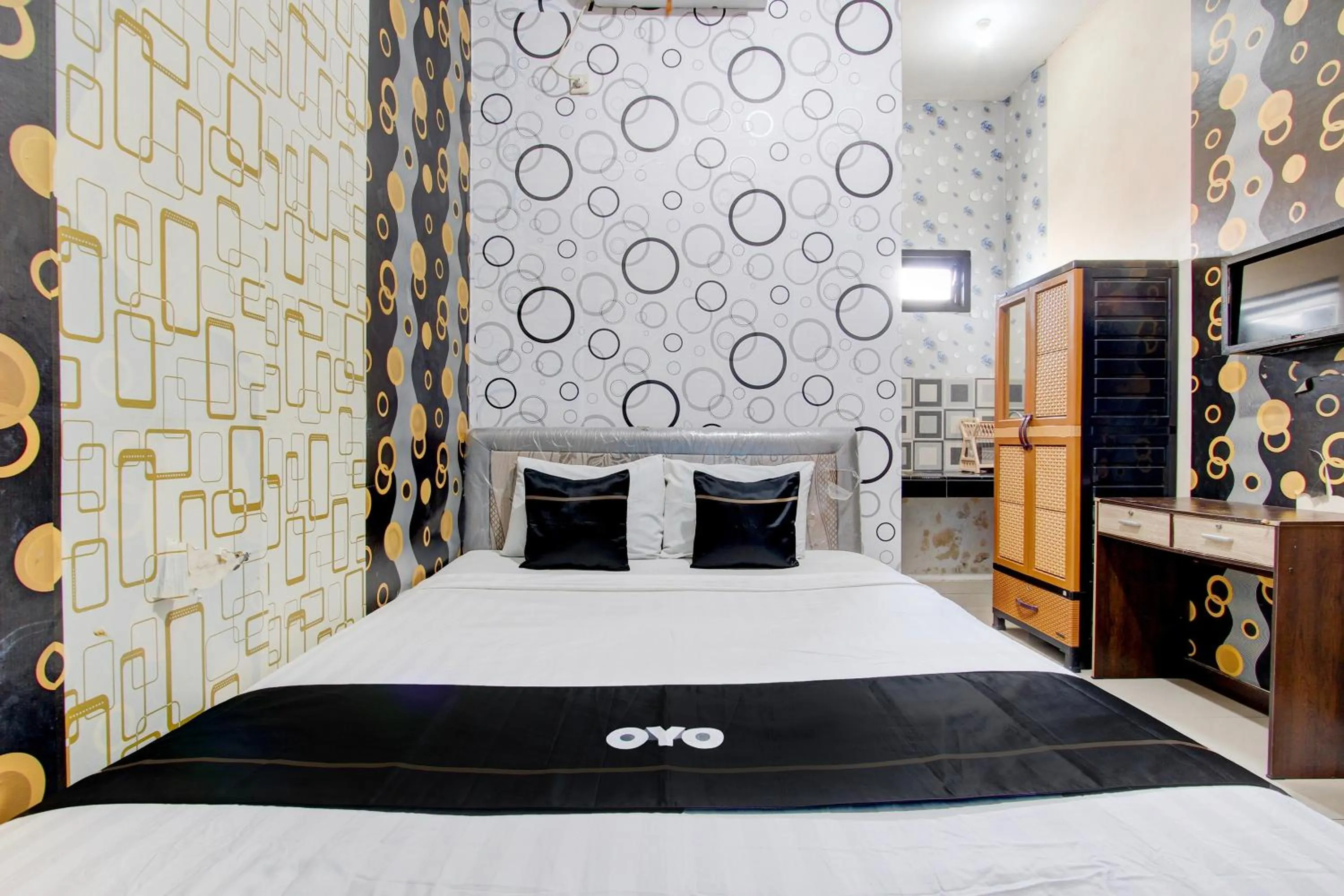 Bedroom in Capital O 93829 Alika Homestay Syariah