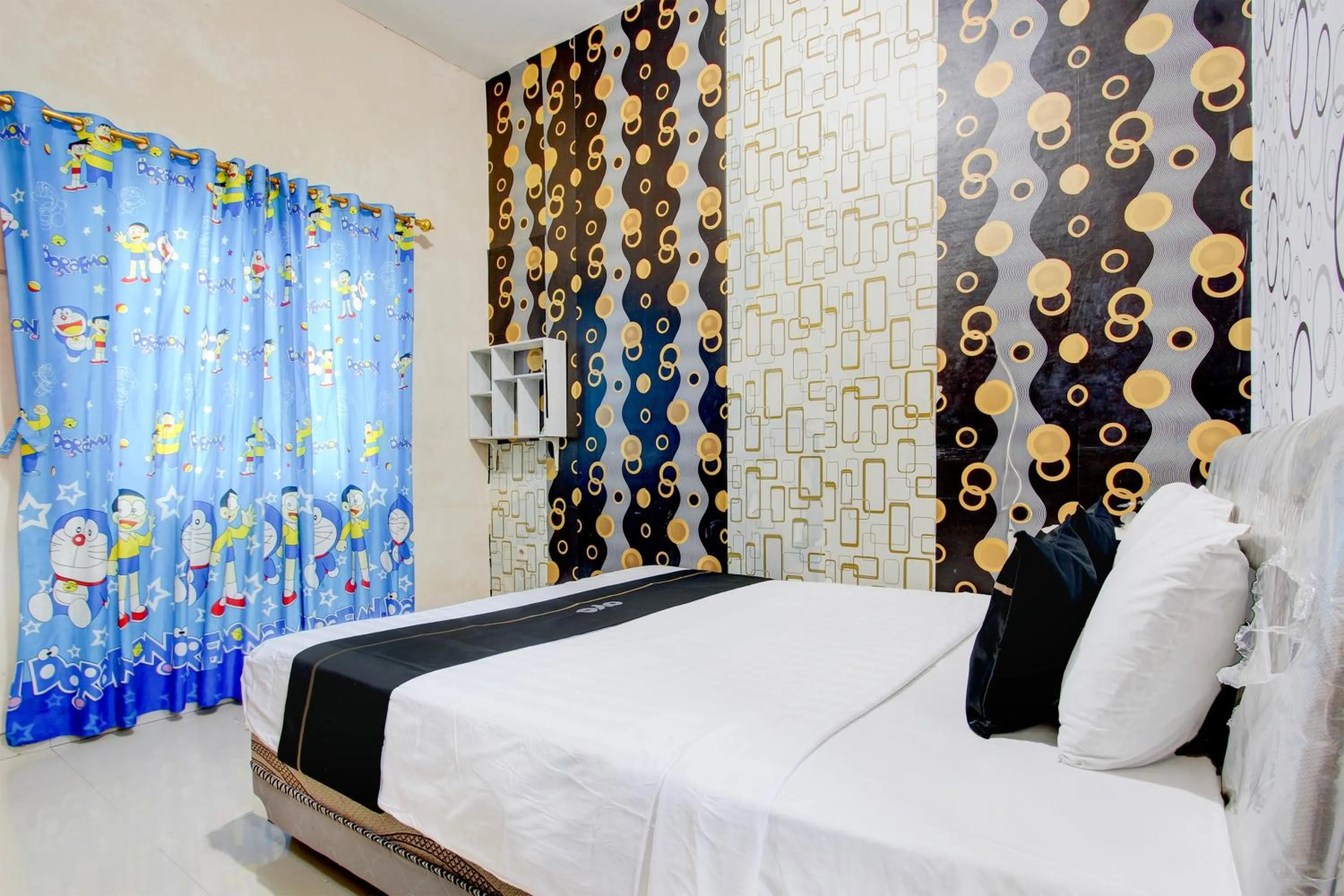 Bedroom in Capital O 93829 Alika Homestay Syariah