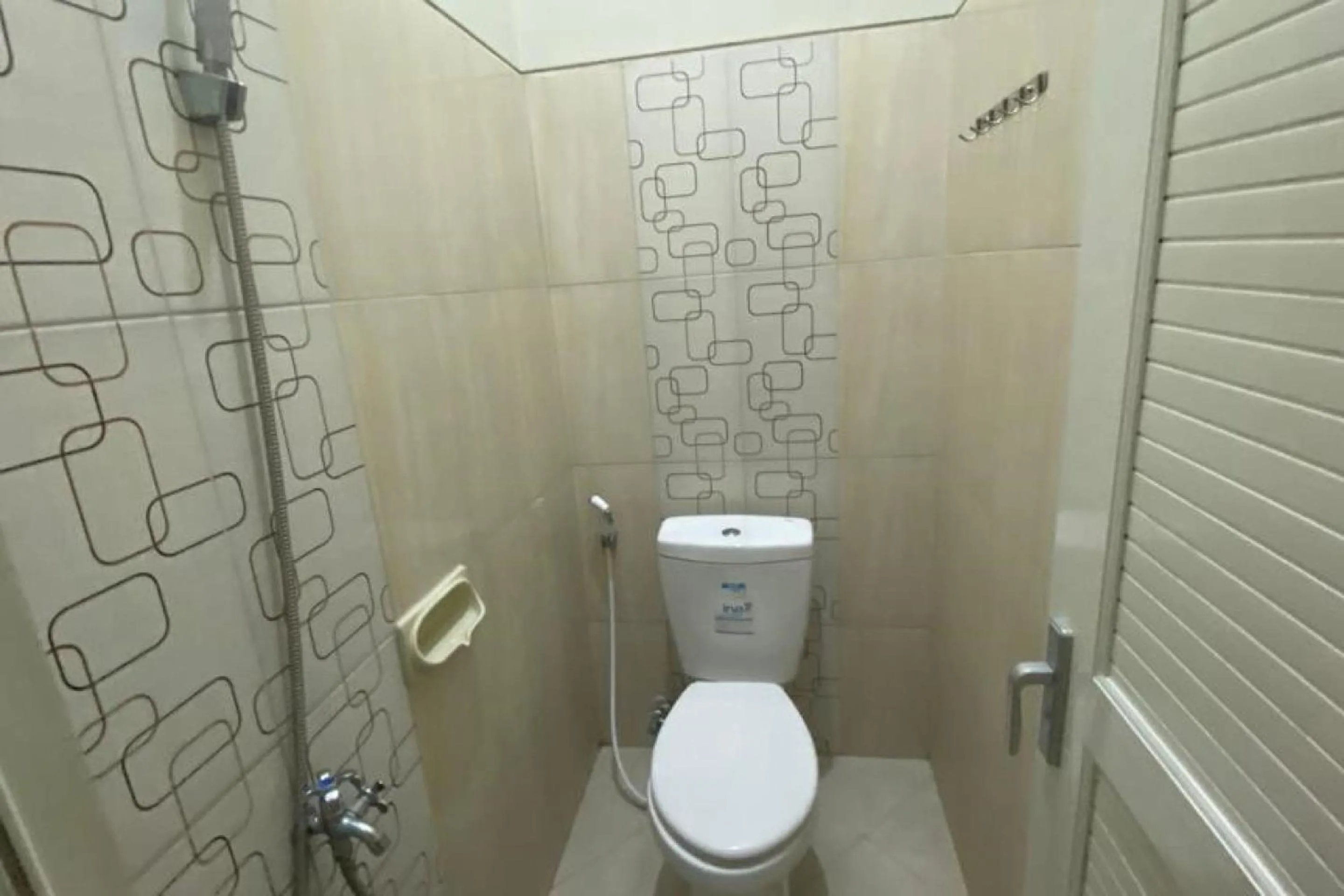 Bathroom in Hotel O Lies Kostel Syariah