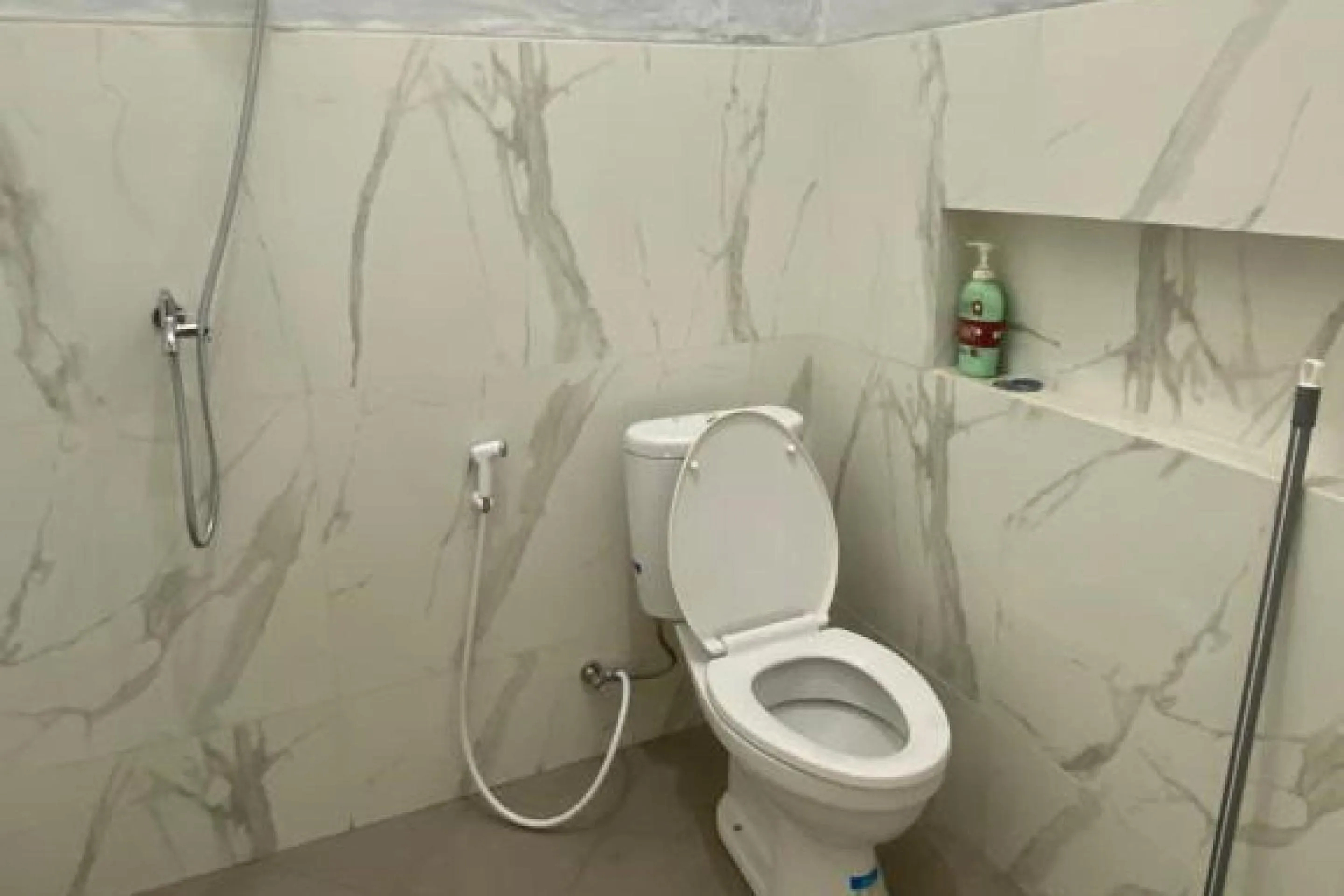 Bathroom in Hotel O Lies Kostel Syariah