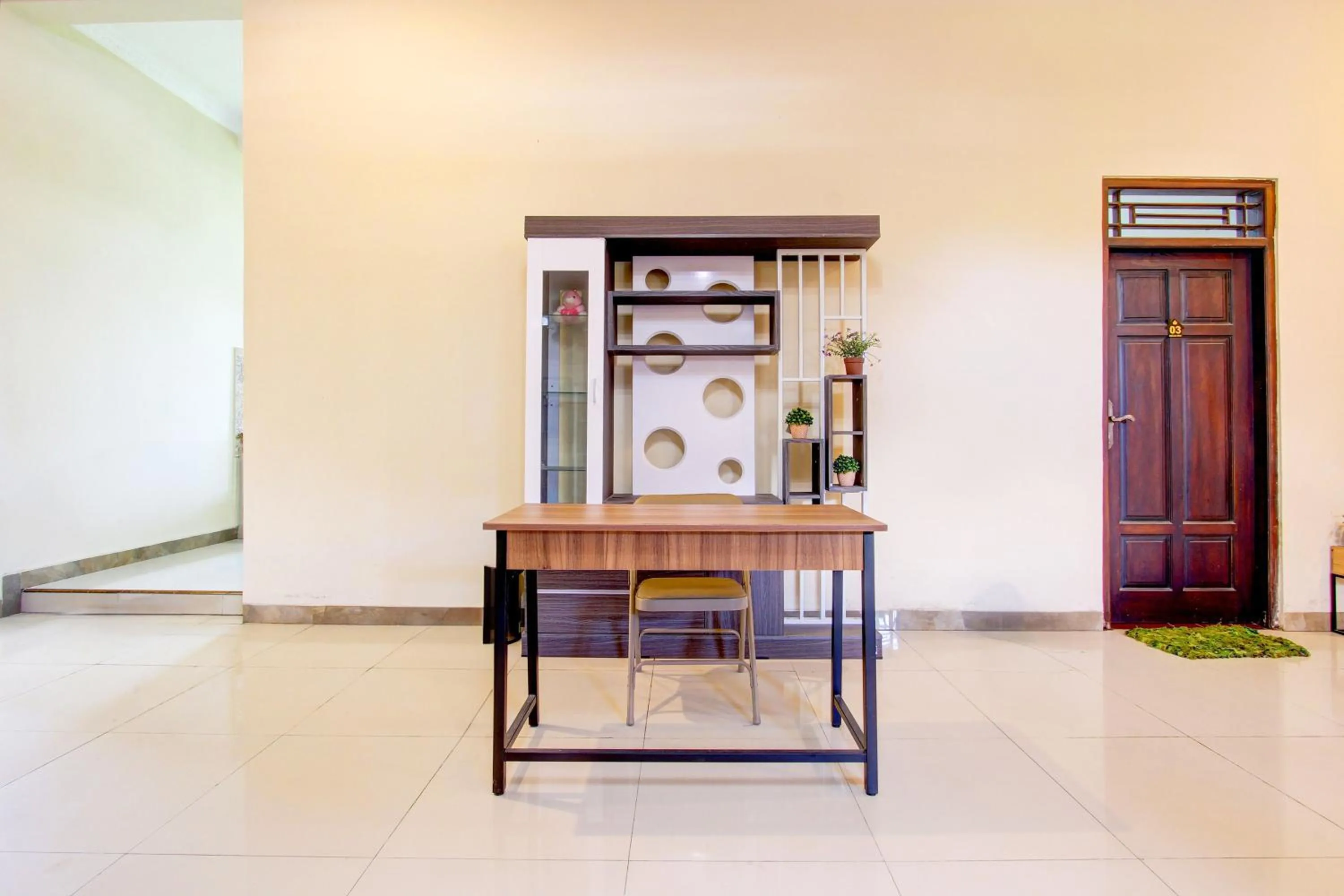 Lobby or reception in Hotel O Delia Inn Syariah