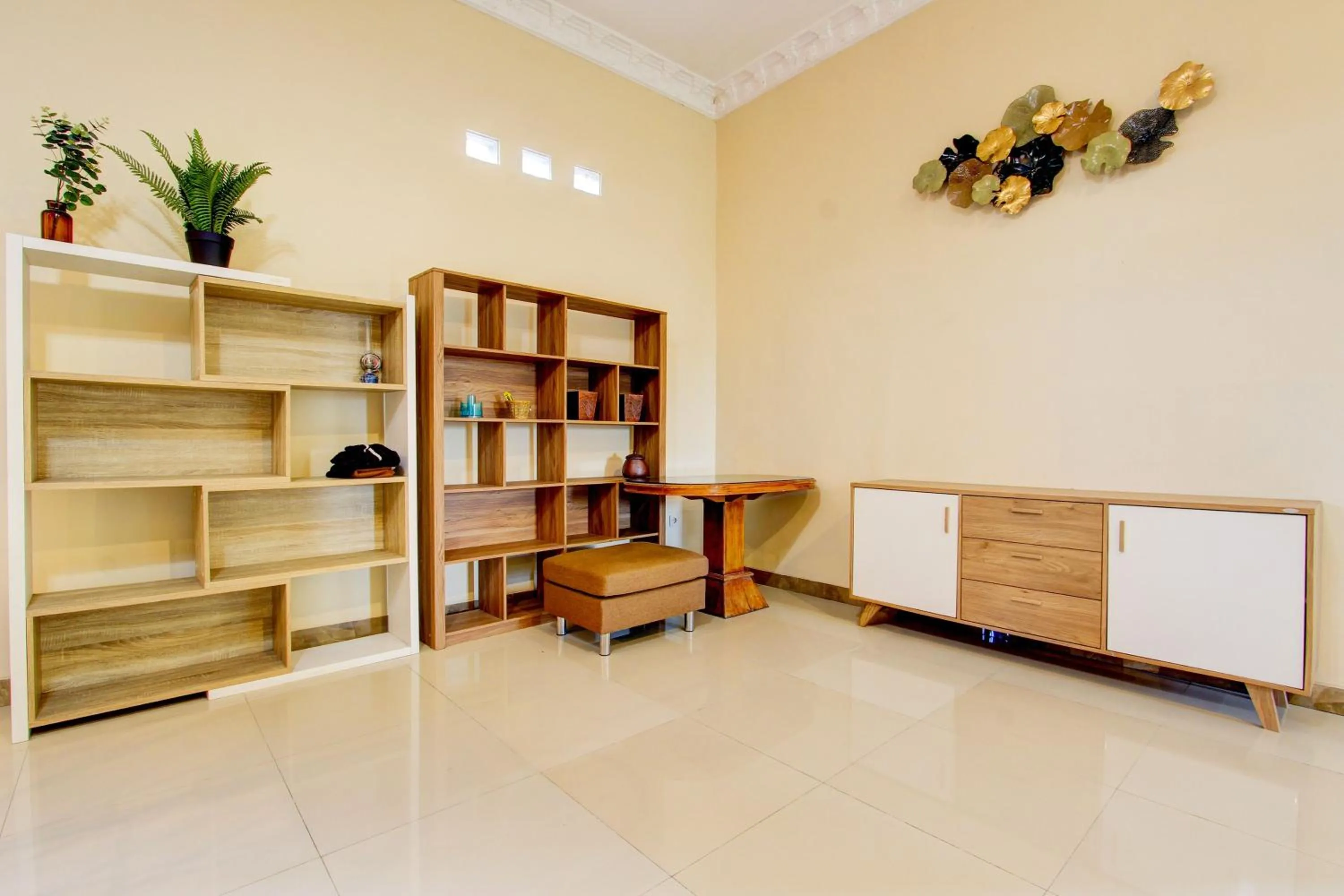 Lobby or reception in Hotel O Delia Inn Syariah