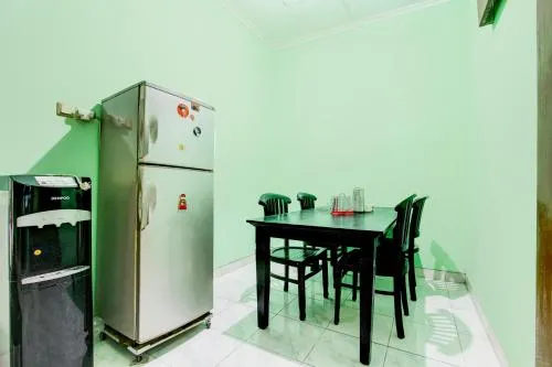 OYO 93839 Aquenda Homestay Syariah